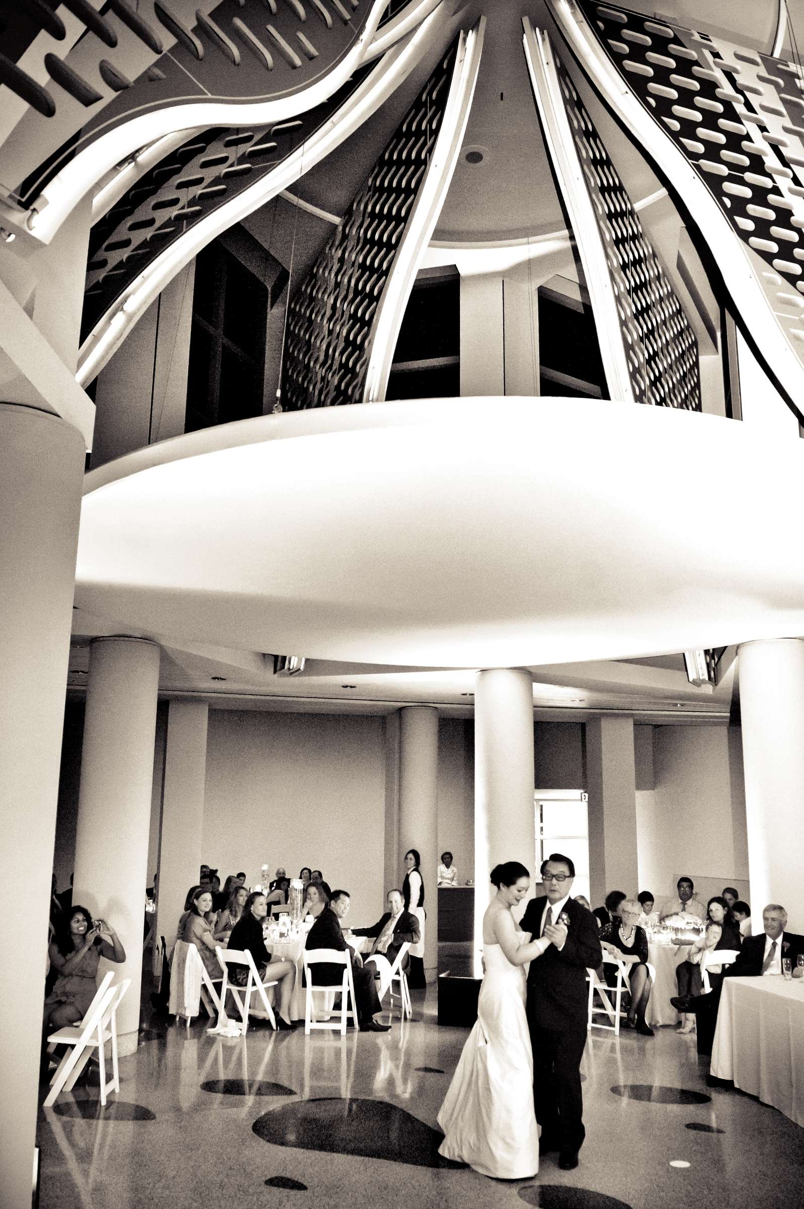 Museum of Contemporary Art-La Jolla Wedding coordinated by Something Blue Wedding Coordination, Romy and Christopher Wedding Photo #79284 by True Photography