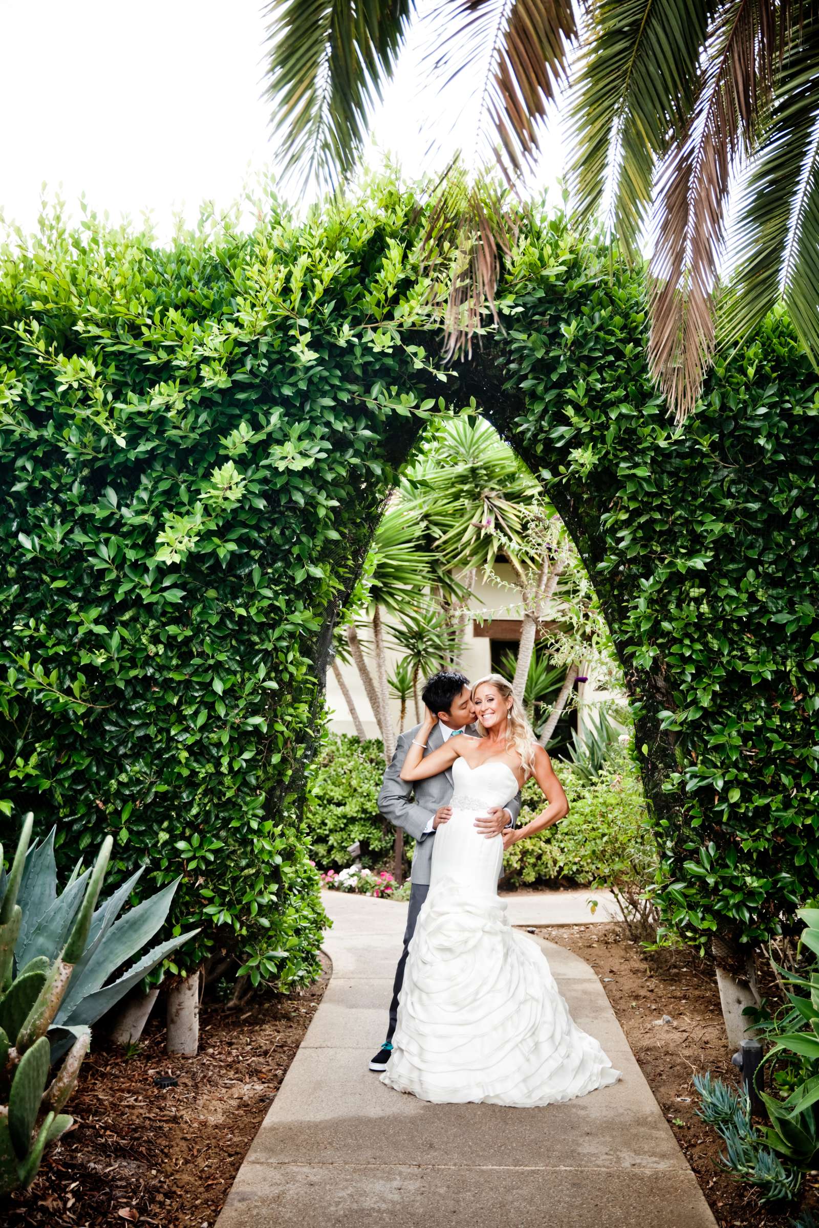 Scripps Seaside Forum Wedding, Laura and Daniel Wedding Photo #4 by True Photography