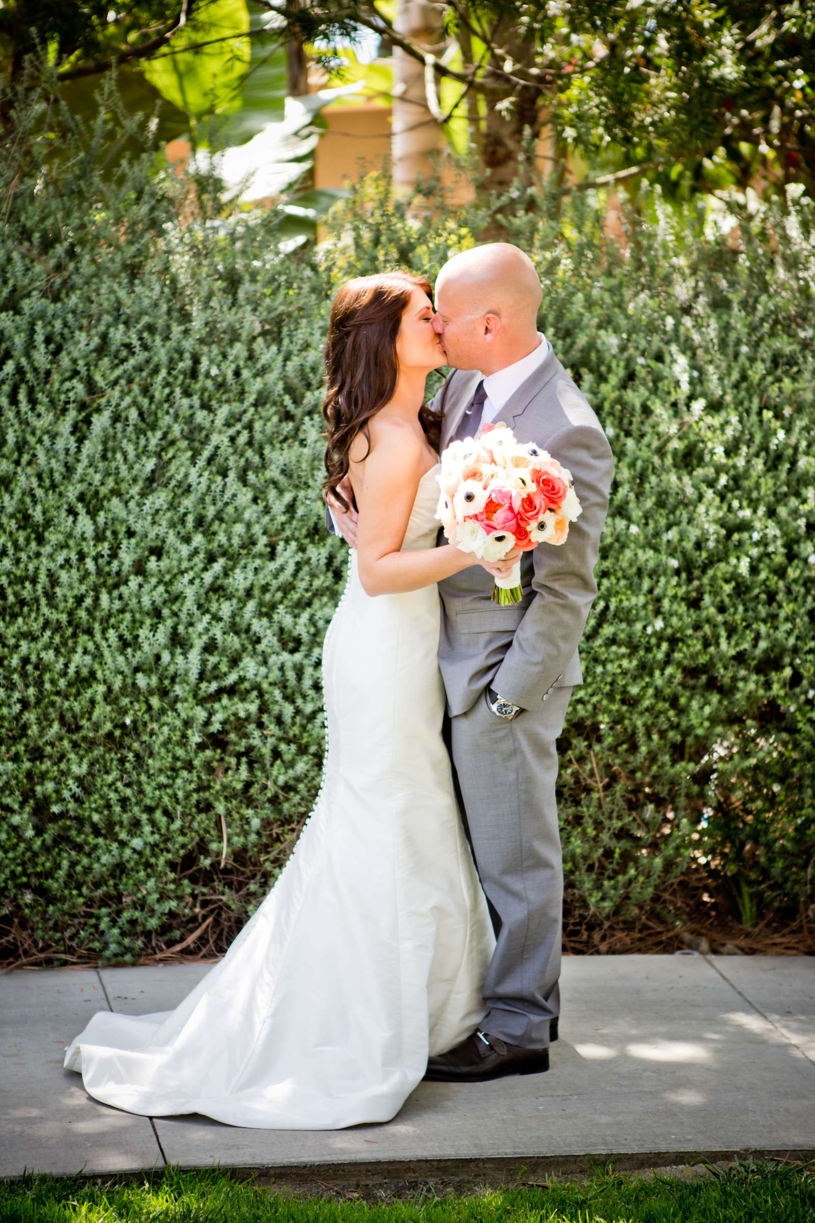 Scripps Seaside Forum Wedding coordinated by First Comes Love Weddings & Events, Lisa and Brett Wedding Photo #34 by True Photography