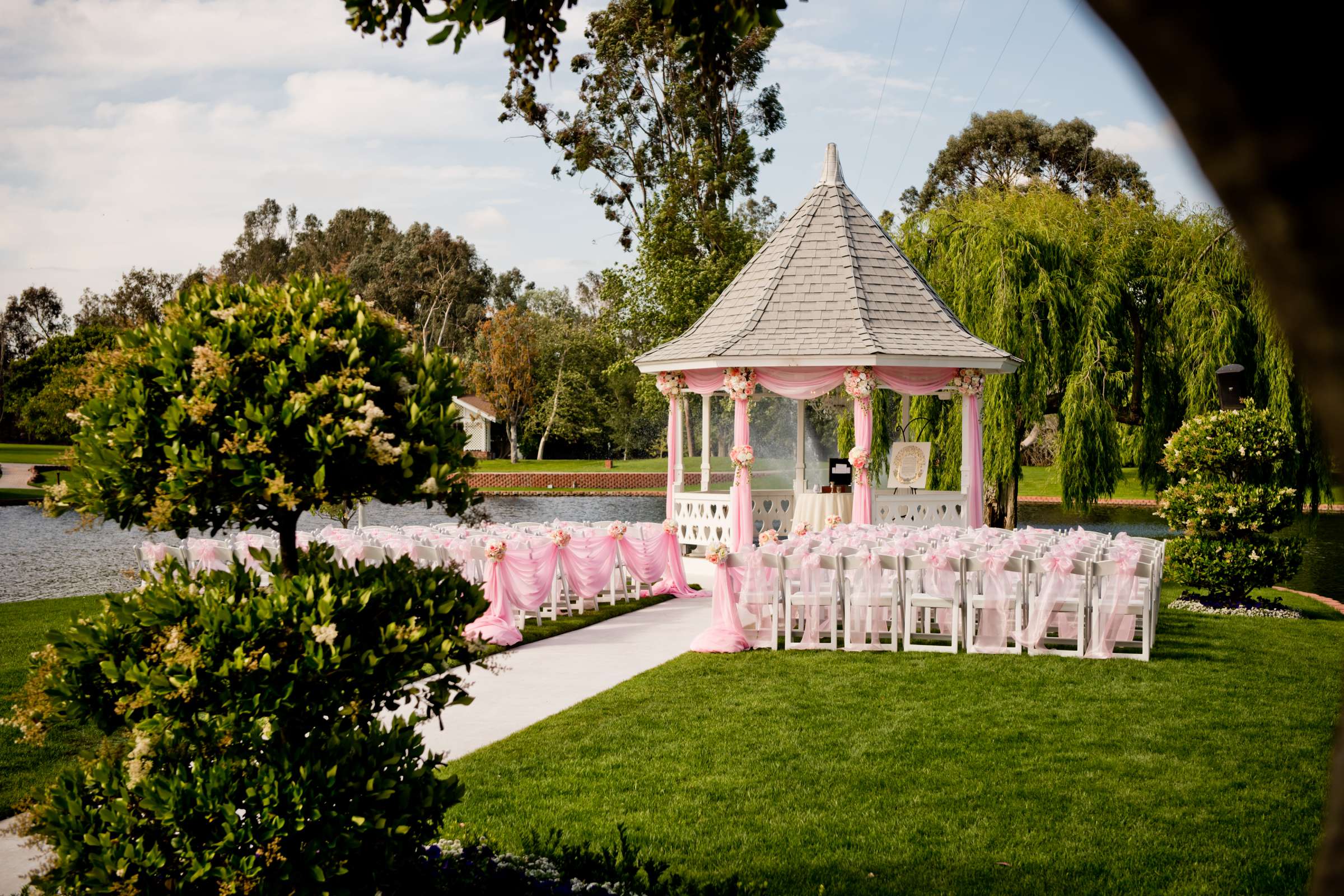 Grand Tradition Estate Wedding coordinated by Grand Tradition Estate, Elizabeth and Jeffrey Wedding Photo #151868 by True Photography