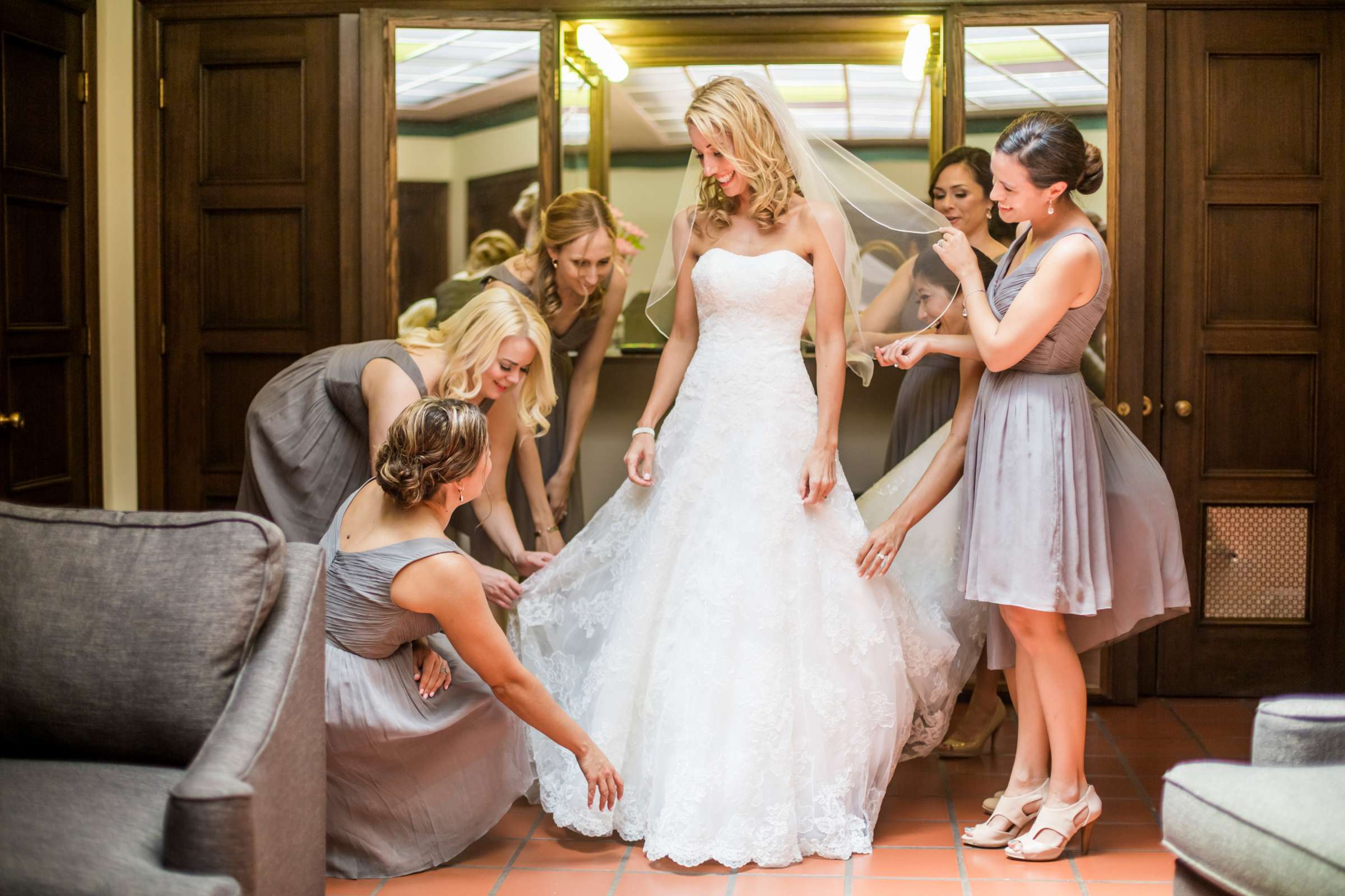 The University Club Atop Symphony Towers Wedding coordinated by Wynn Austin Events, Mary and Trever Wedding Photo #16 by True Photography