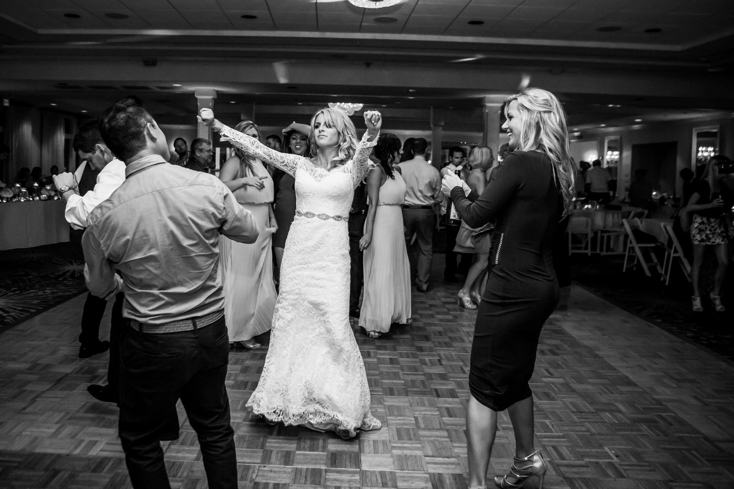 Kona Kai Resort Wedding coordinated by Anns Plans, Sara and Michael Wedding Photo #89 by True Photography