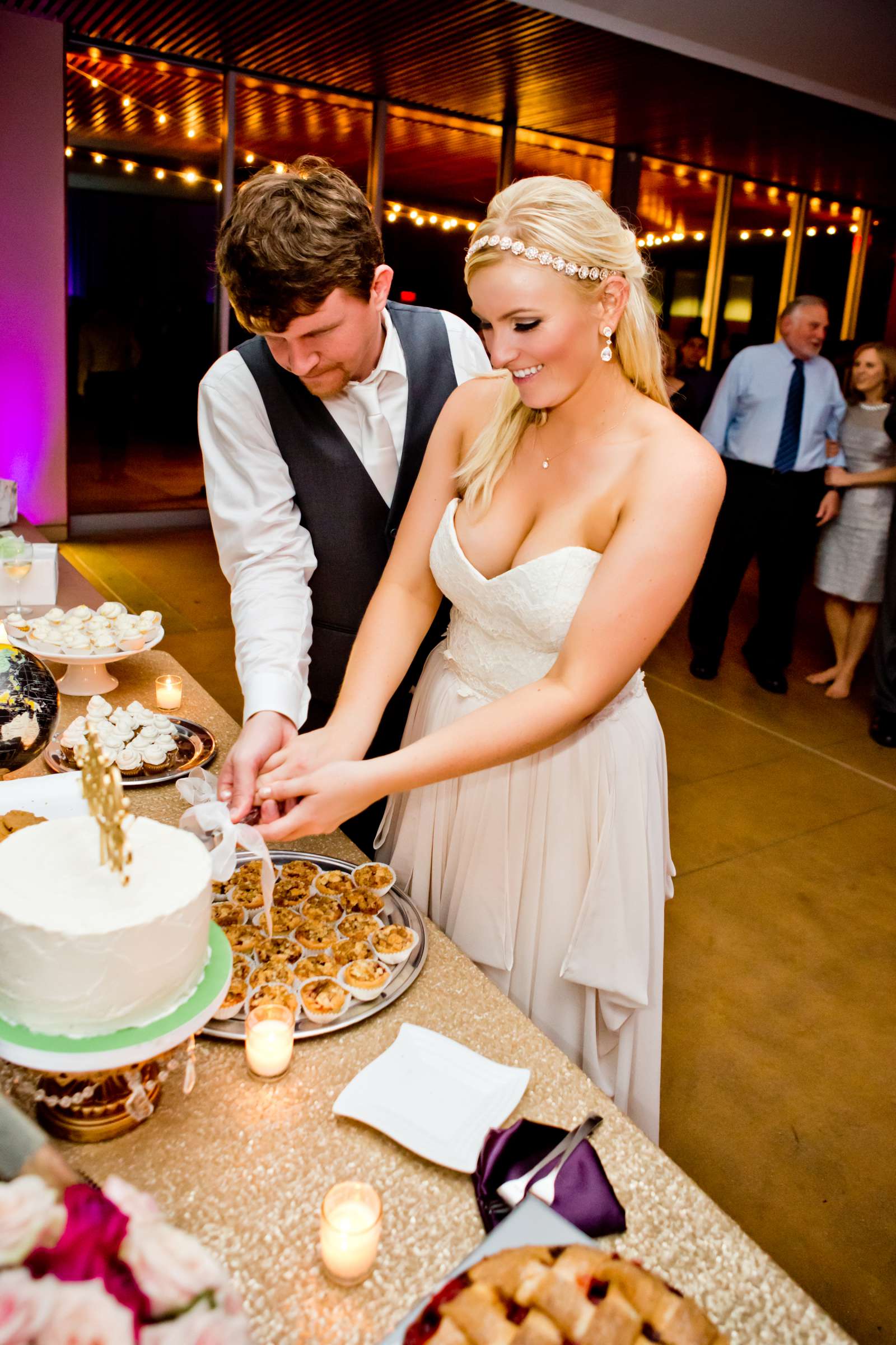 Scripps Seaside Forum Wedding coordinated by First Comes Love Weddings & Events, Jessica and Daniel Wedding Photo #185363 by True Photography