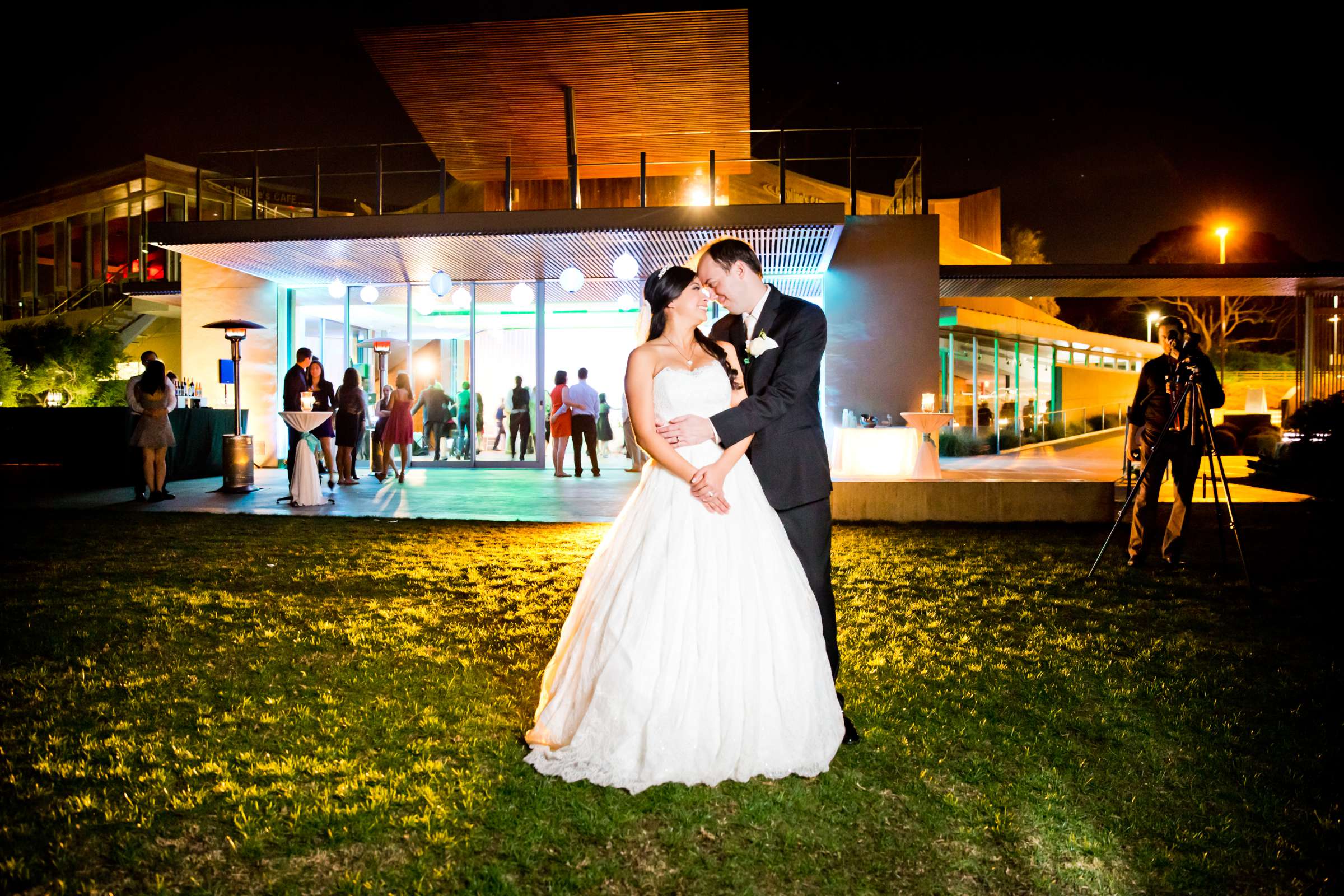 Scripps Seaside Forum Wedding, Emilia and Cameron Wedding Photo #187162 by True Photography