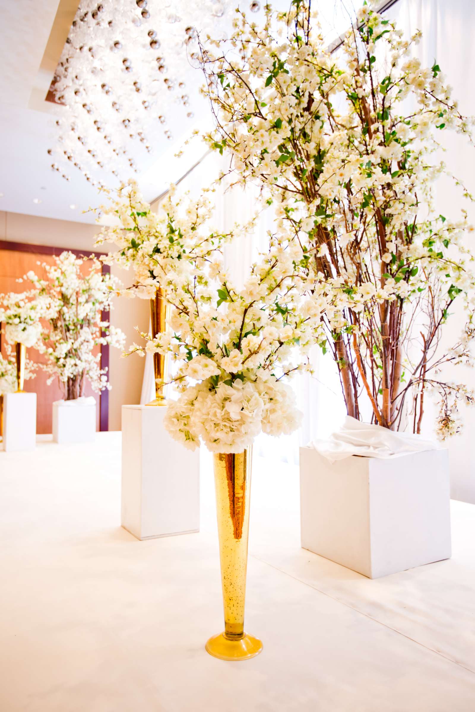 Wedding coordinated by Four Seasons Denver, Kristi and Josh Wedding Photo #190240 by True Photography