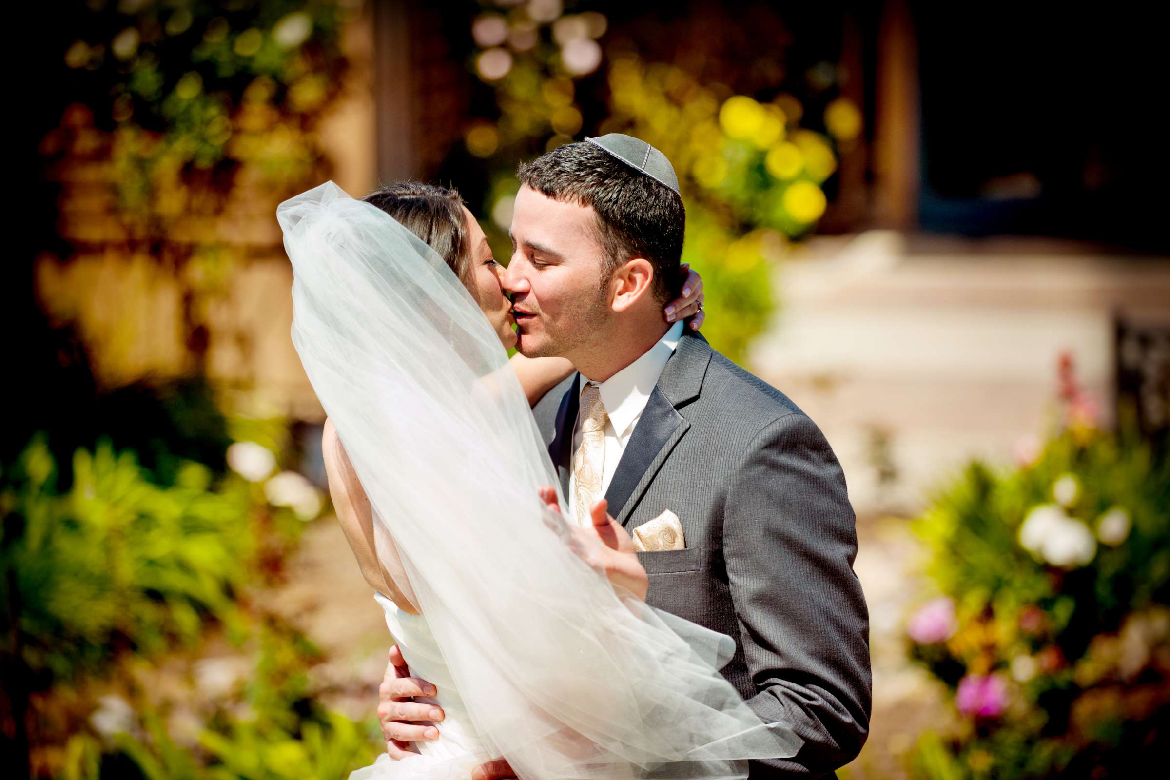 Scripps Seaside Forum Wedding coordinated by EverAfter Events, Danielle and Chris Wedding Photo #205851 by True Photography