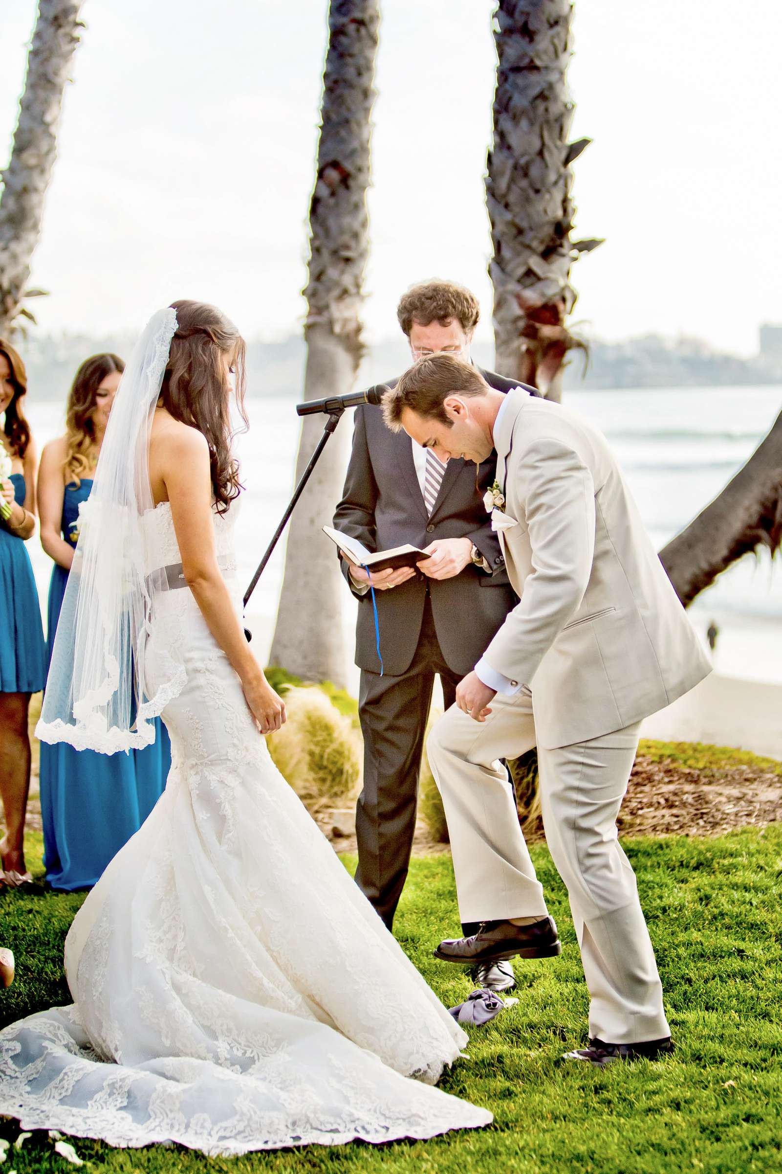 Scripps Seaside Forum Wedding coordinated by I Do Weddings, Stephanie and Michael Wedding Photo #206218 by True Photography