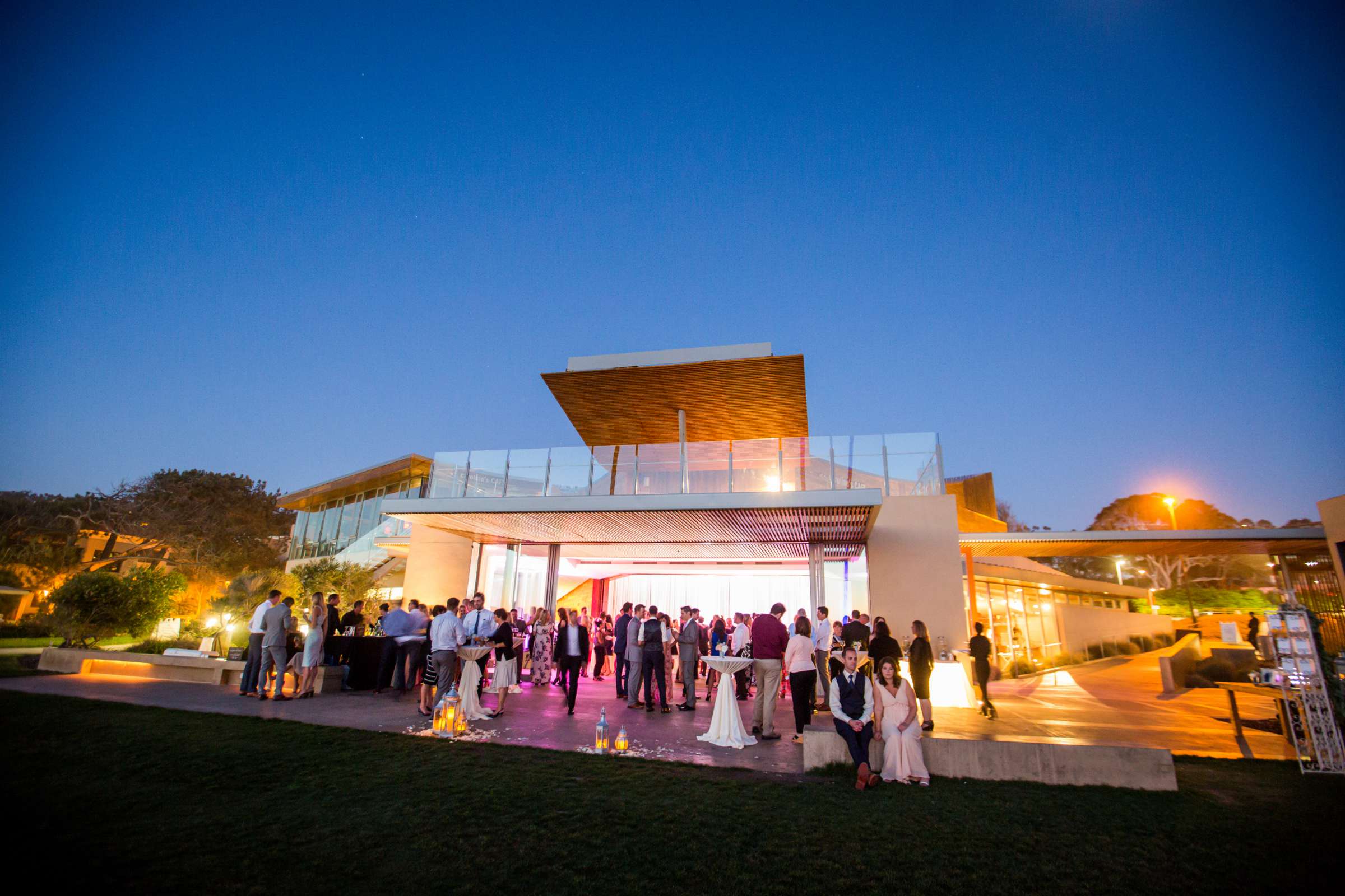 Scripps Seaside Forum Wedding coordinated by Luxe Special Events, Angela and Kyle Wedding Photo #112 by True Photography