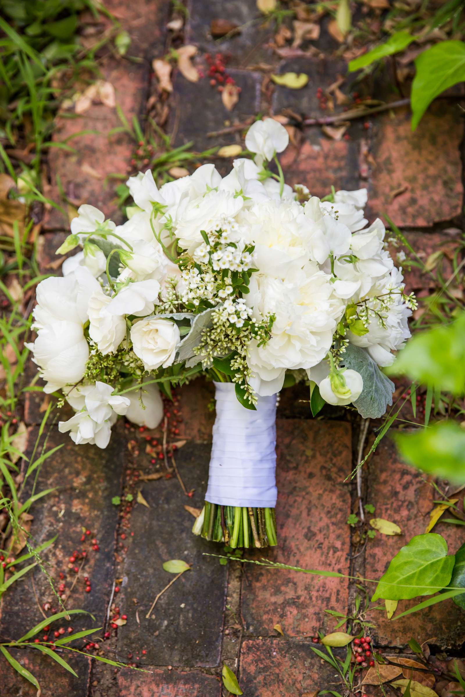 Scripps Seaside Forum Wedding coordinated by First Comes Love Weddings & Events, Katy and Adam Wedding Photo #11 by True Photography