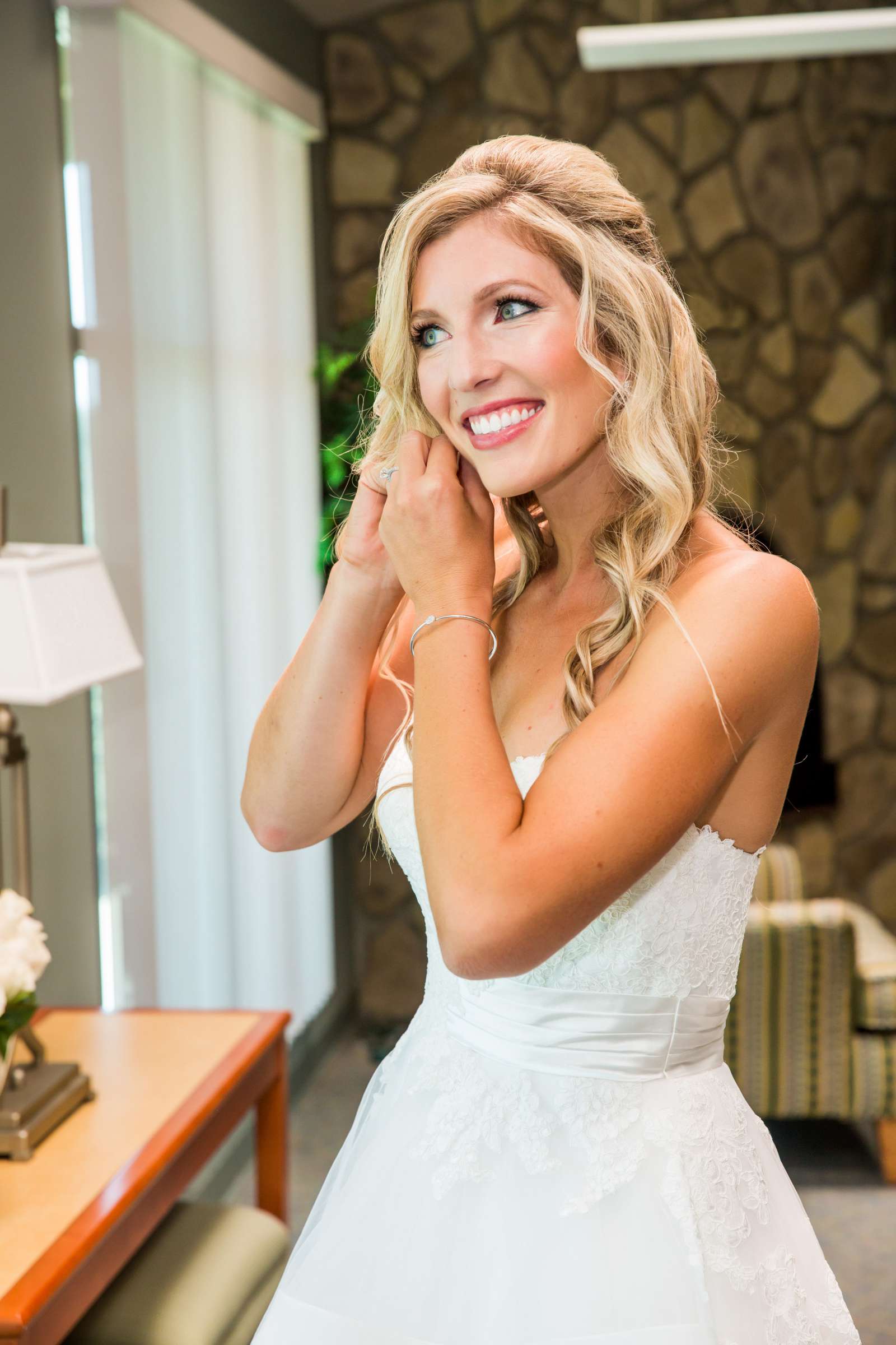 Coronado Island Marriott Resort & Spa Wedding coordinated by Lindsay Nicole Weddings & Events, Christine and Preston Wedding Photo #246715 by True Photography