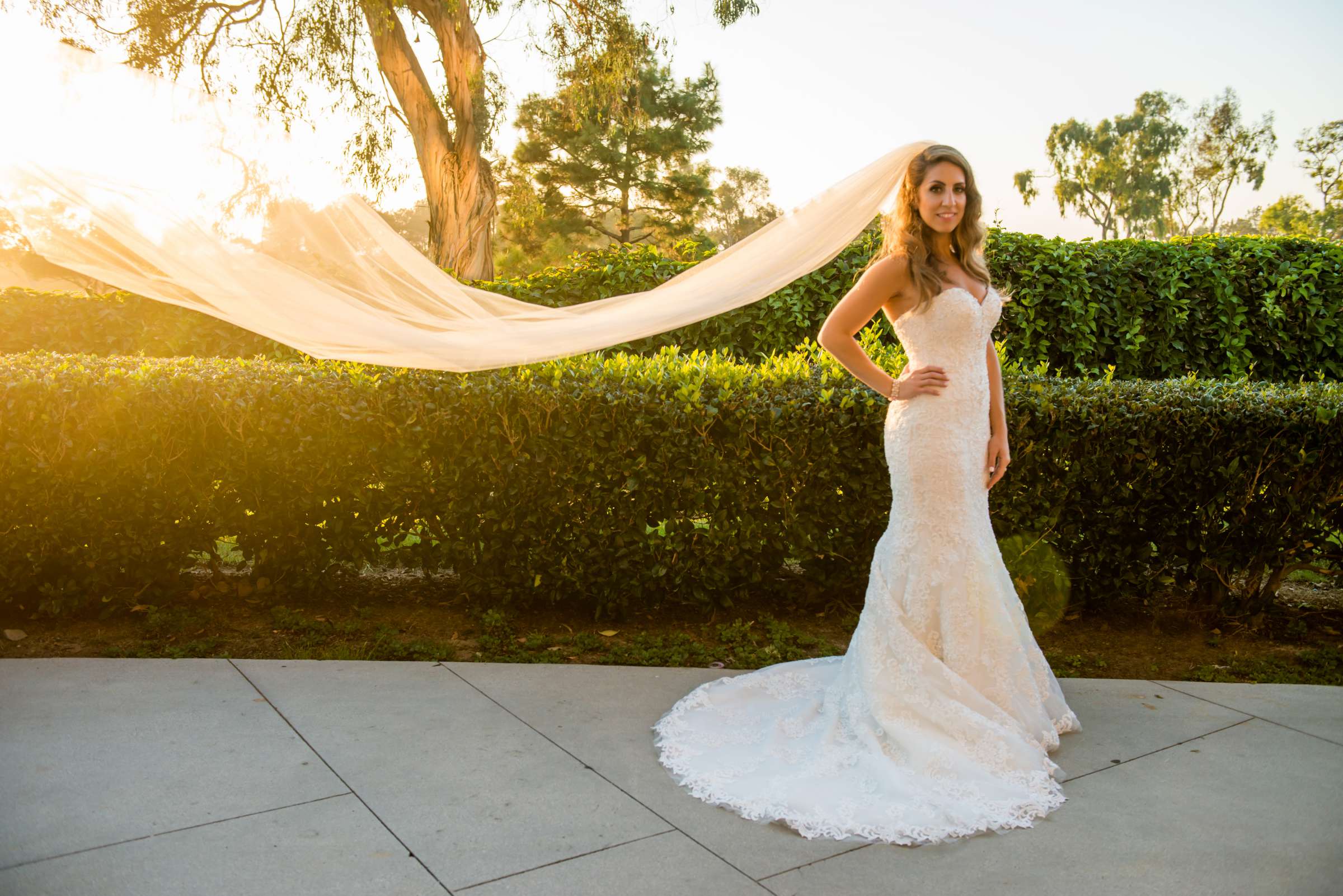 Hilton La Jolla Torrey Pines Wedding coordinated by Trendee Flowers, Gina and John Wedding Photo #81 by True Photography