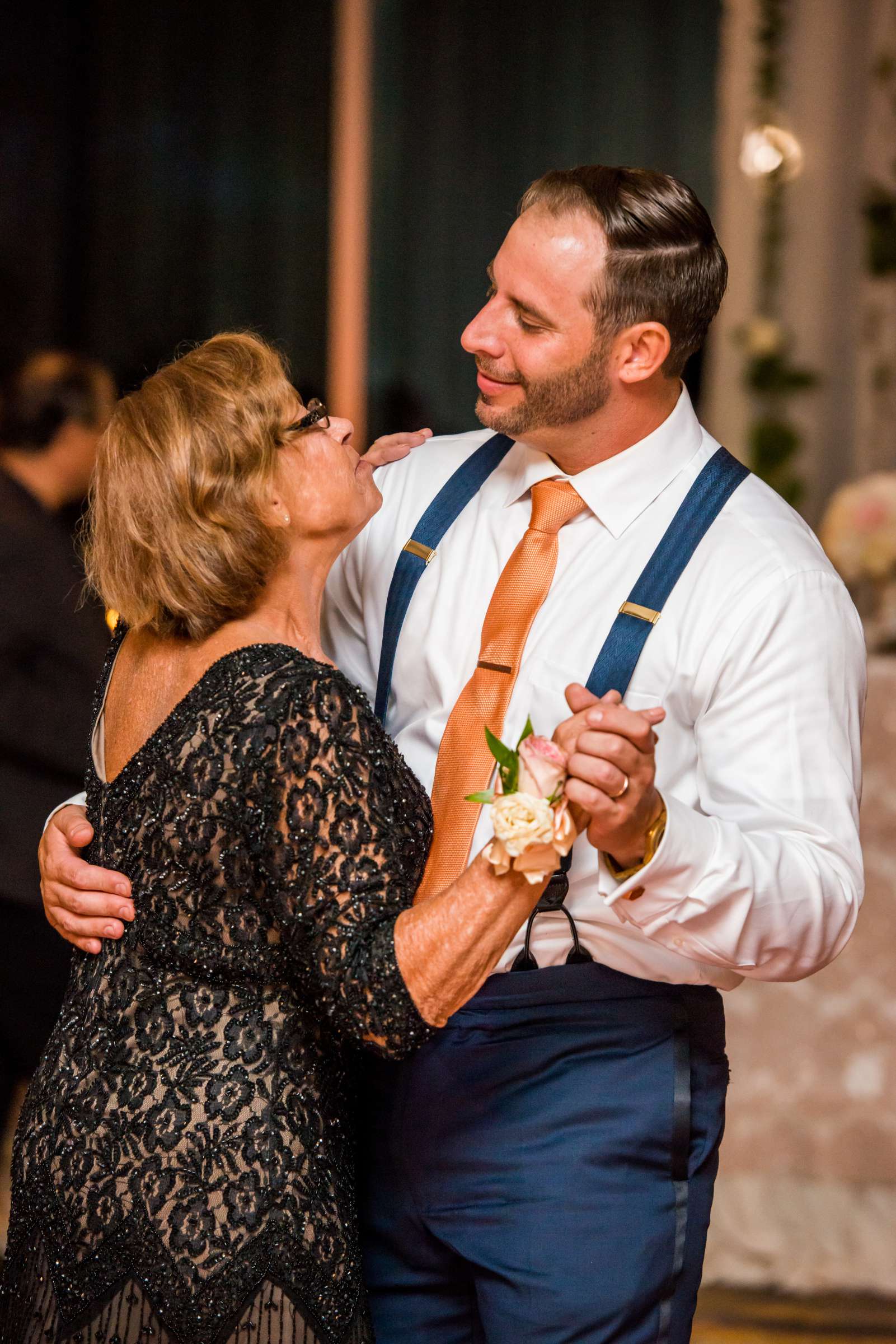 Hilton La Jolla Torrey Pines Wedding coordinated by Trendee Flowers, Gina and John Wedding Photo #107 by True Photography