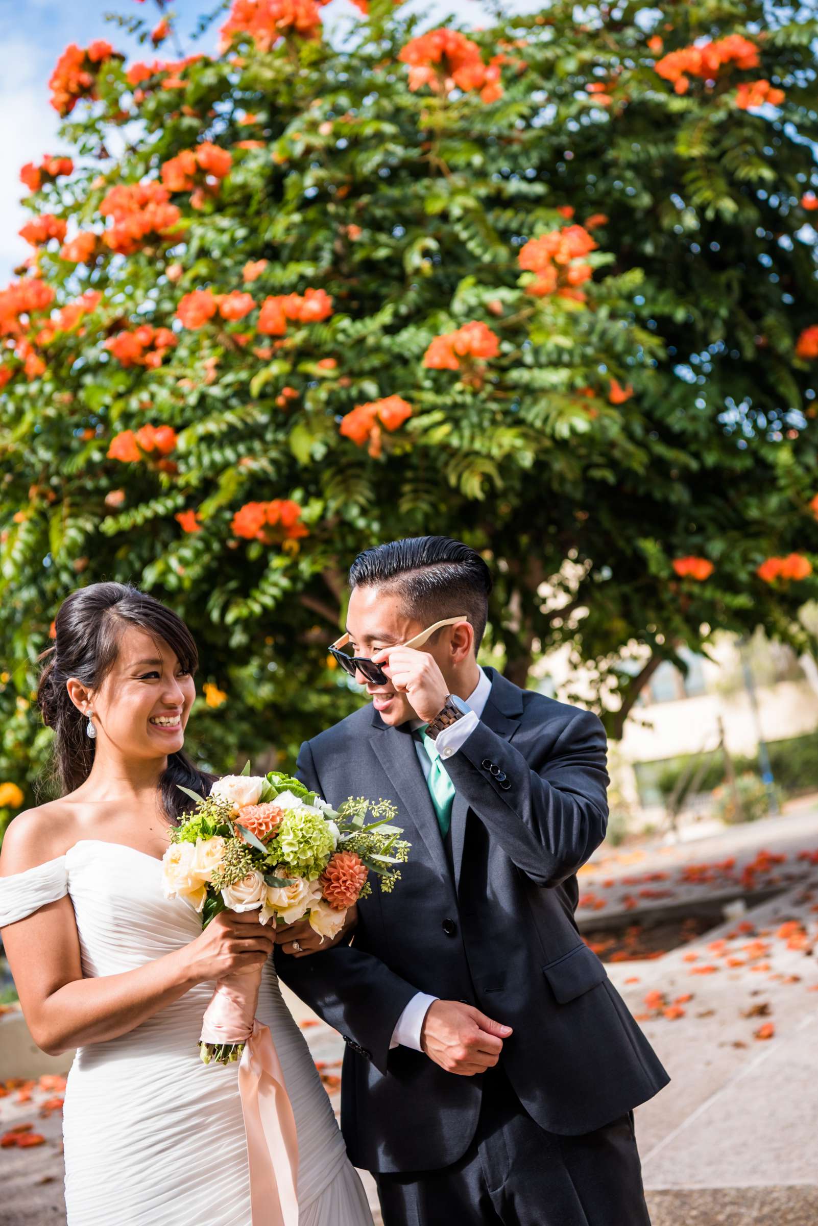 Scripps Seaside Forum Wedding coordinated by First Comes Love Weddings & Events, Lisa and Simon Wedding Photo #21 by True Photography