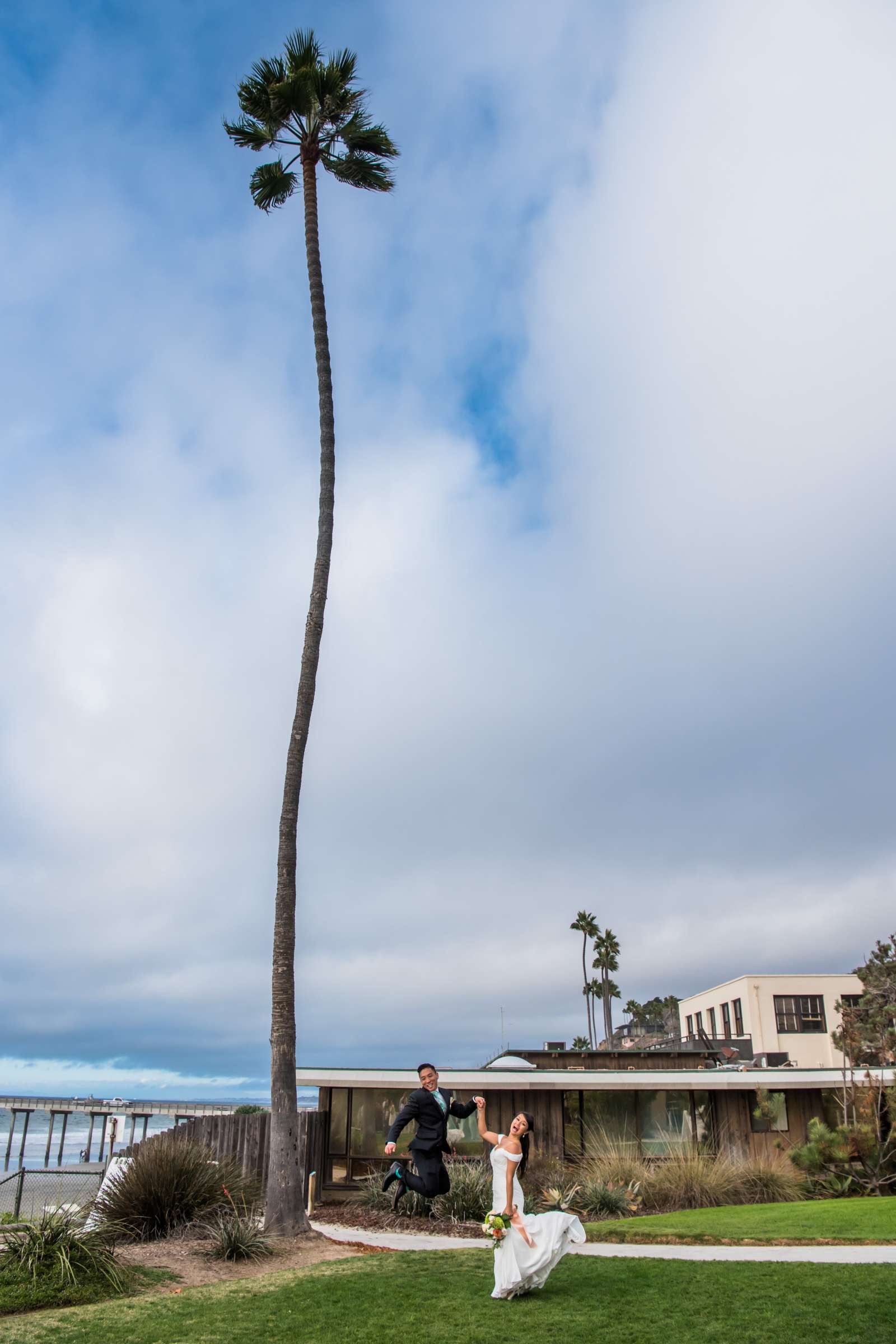 Scripps Seaside Forum Wedding coordinated by First Comes Love Weddings & Events, Lisa and Simon Wedding Photo #44 by True Photography