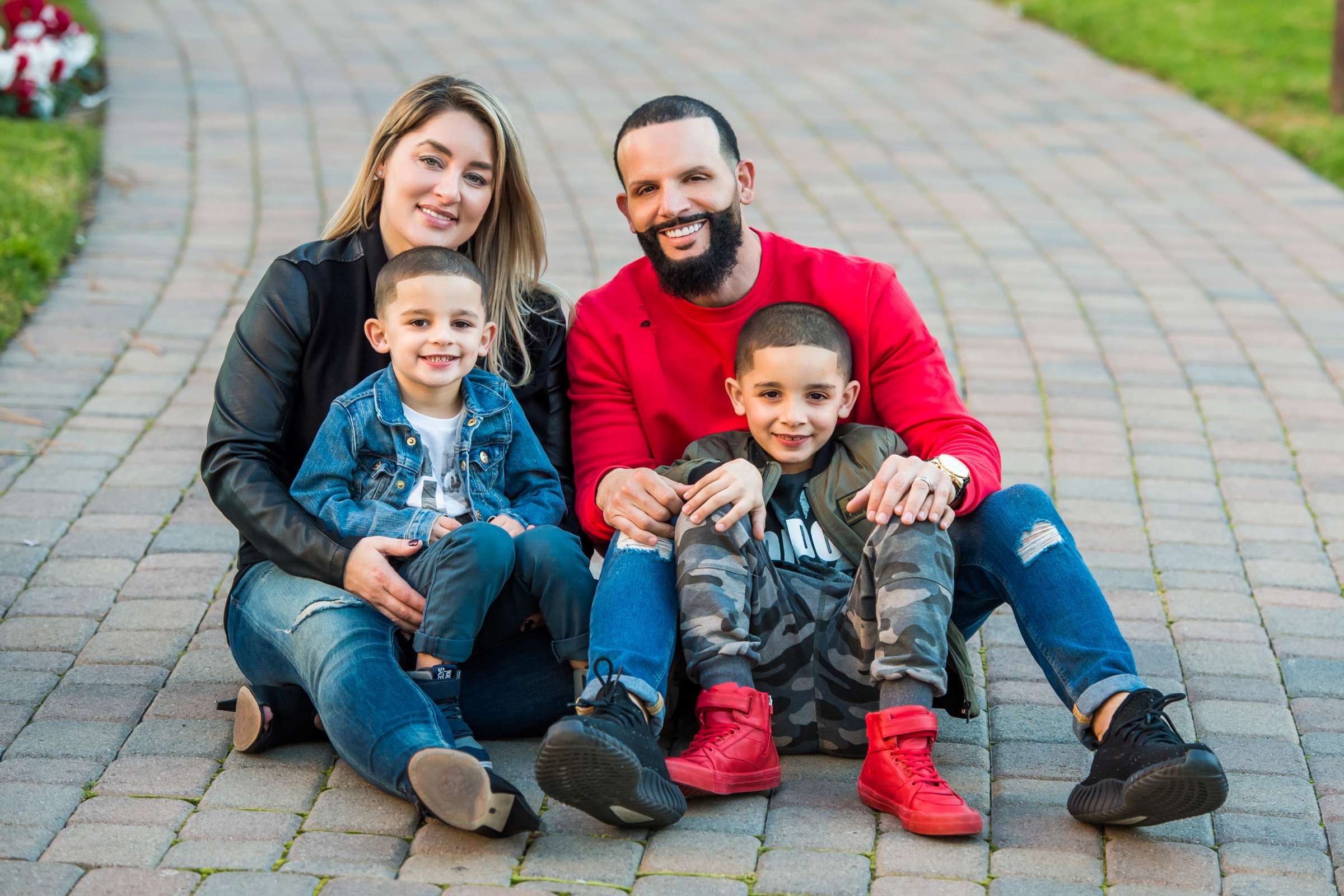 Family Portraits, Edon and Shelly Family Photo #312727 by True Photography