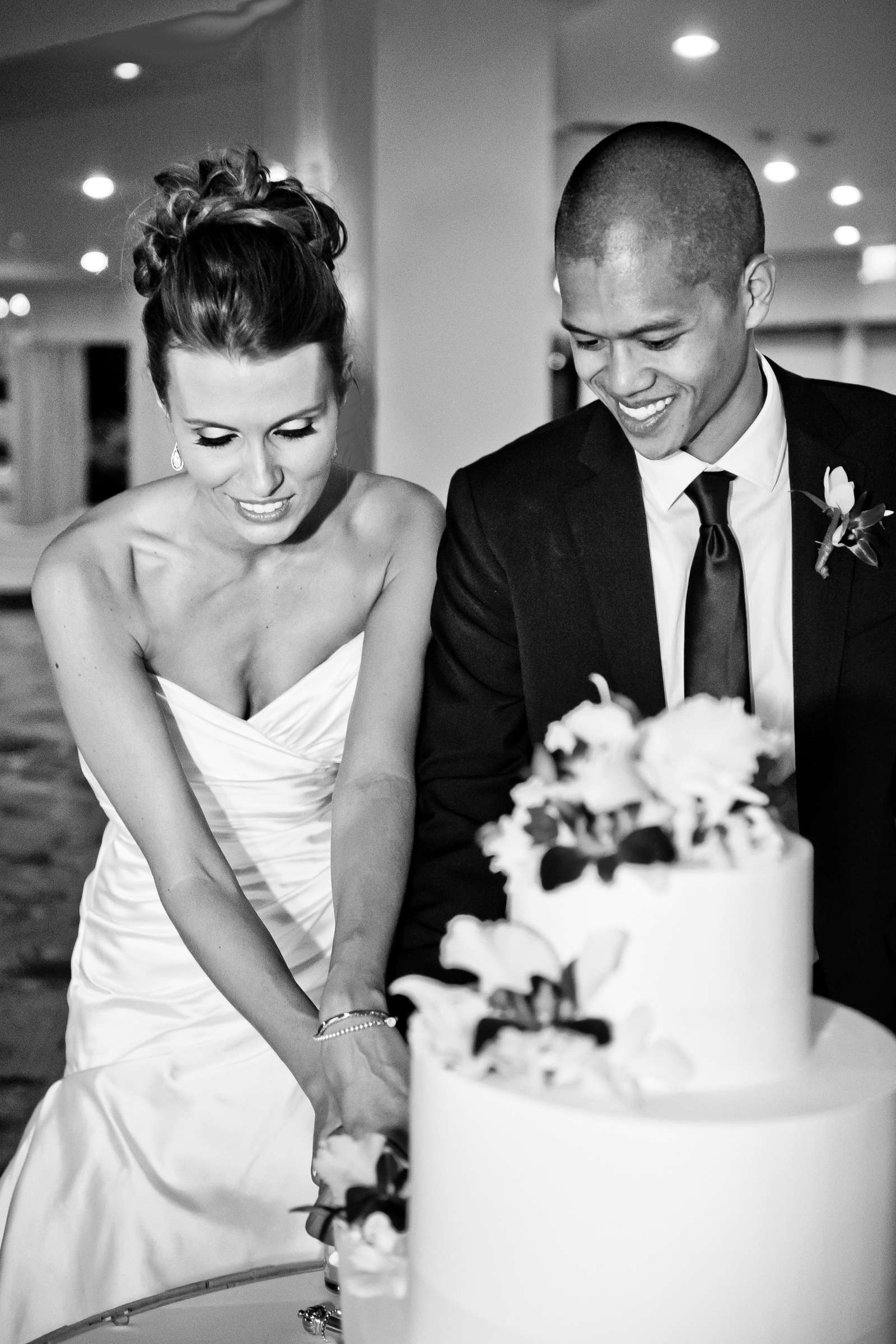 Hotel Del Coronado Wedding coordinated by First Comes Love Weddings & Events, Mirna and Duc Wedding Photo #331872 by True Photography