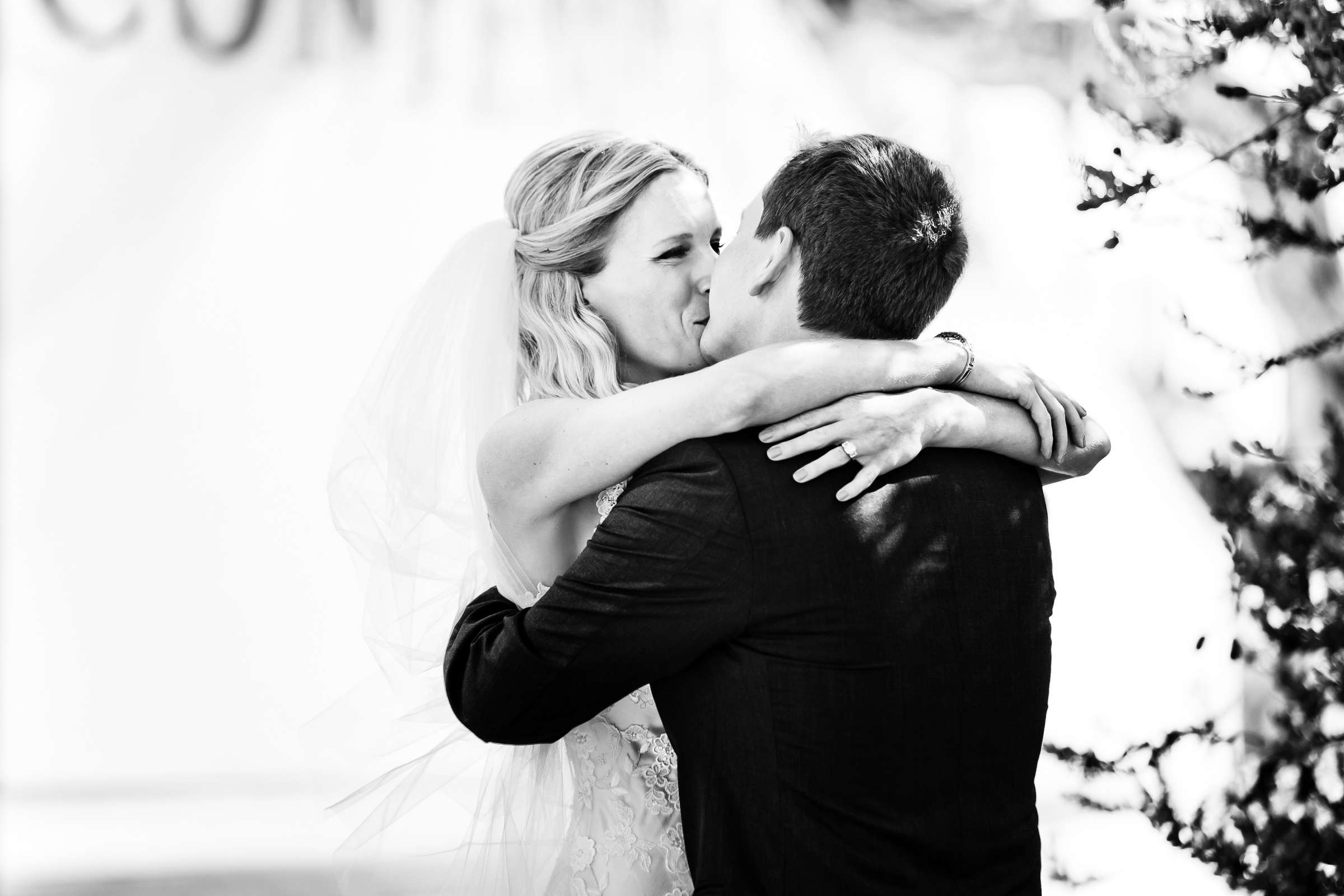 Museum of Contemporary Art-La Jolla Wedding coordinated by Victoria Weddings & Events, Rebecca and Brian Wedding Photo #332014 by True Photography