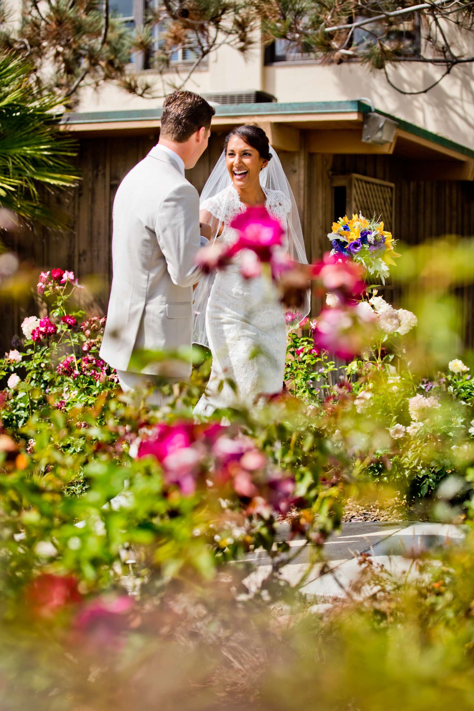 Scripps Seaside Forum Wedding coordinated by First Comes Love Weddings & Events, Simone and Cameron Wedding Photo #334214 by True Photography