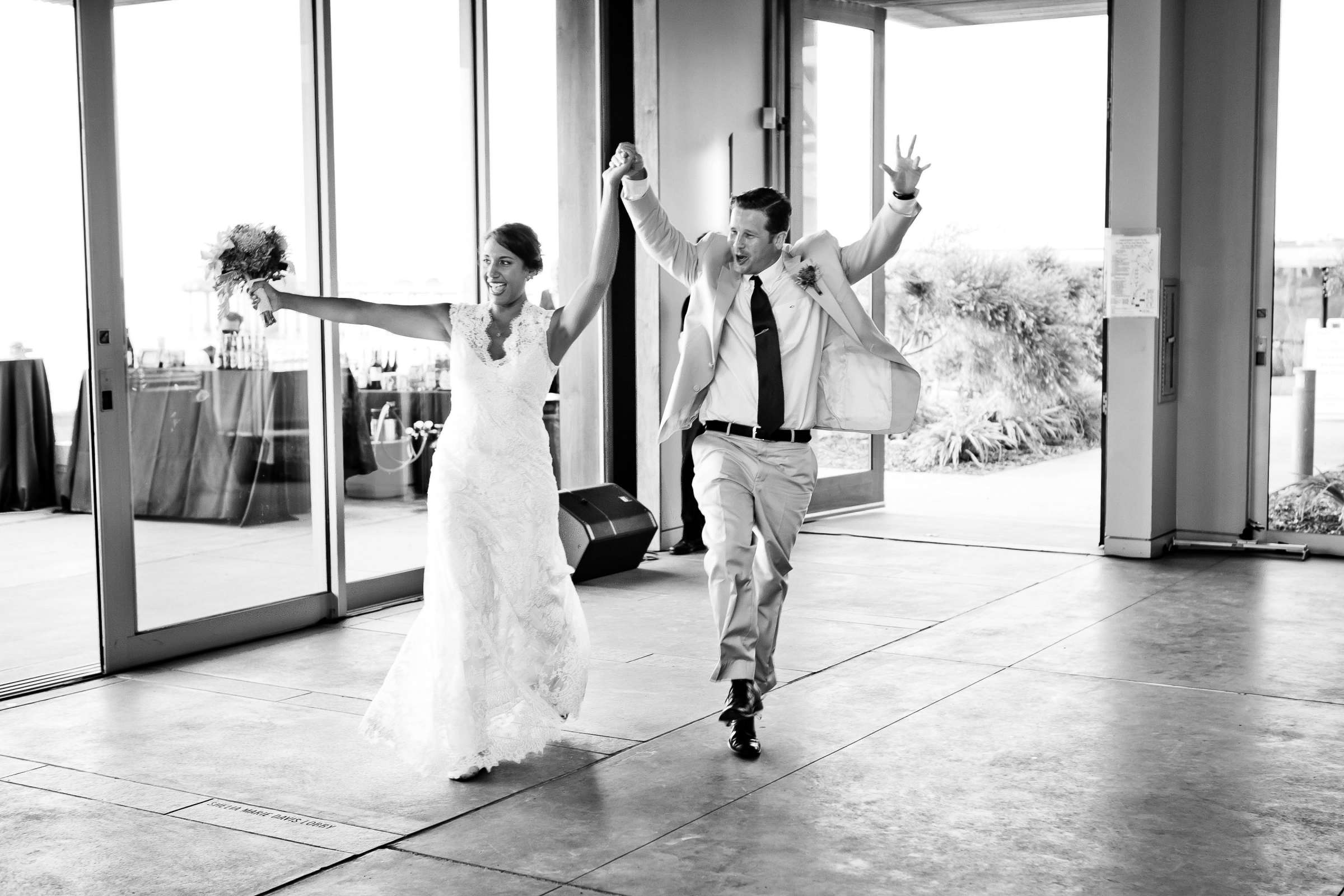 Scripps Seaside Forum Wedding coordinated by First Comes Love Weddings & Events, Simone and Cameron Wedding Photo #334284 by True Photography