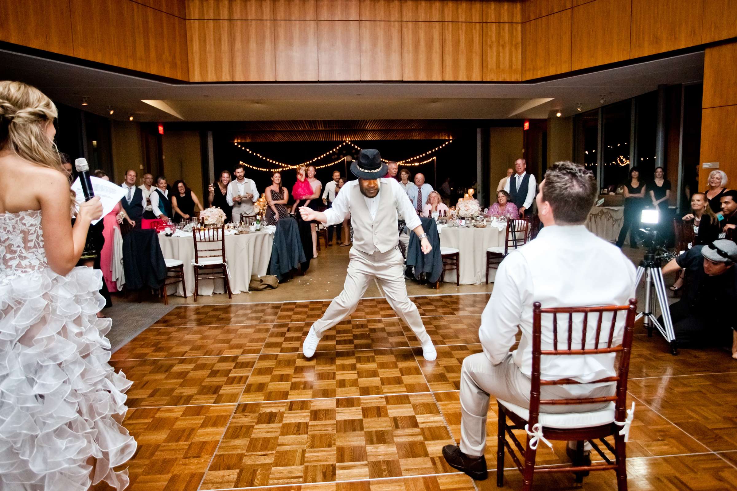 Scripps Seaside Forum Wedding coordinated by First Comes Love Weddings & Events, Janelle and Bart Wedding Photo #343095 by True Photography