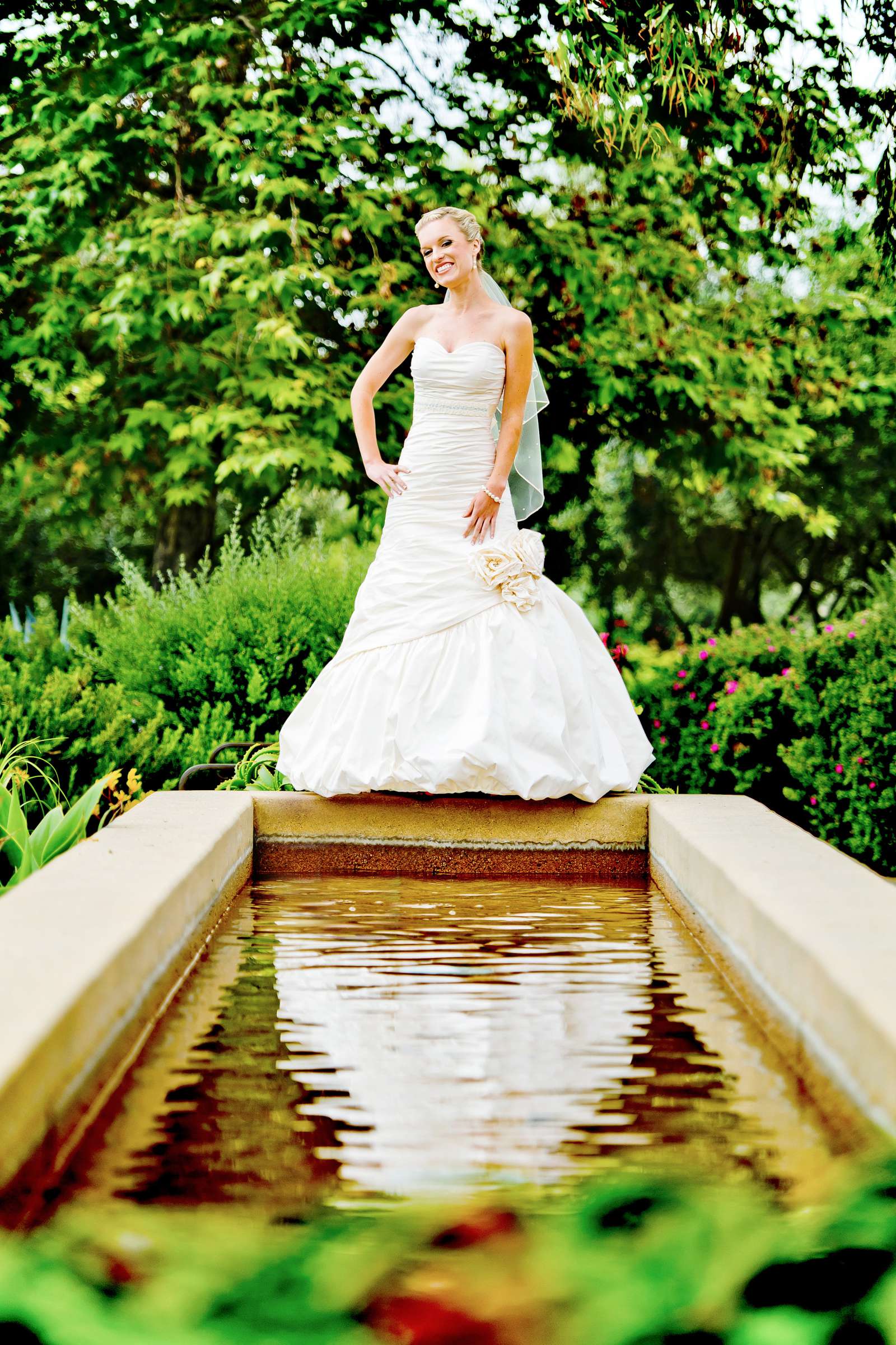 Scripps Seaside Forum Wedding coordinated by I Do Weddings, Lindsey and Aaron Wedding Photo #352677 by True Photography