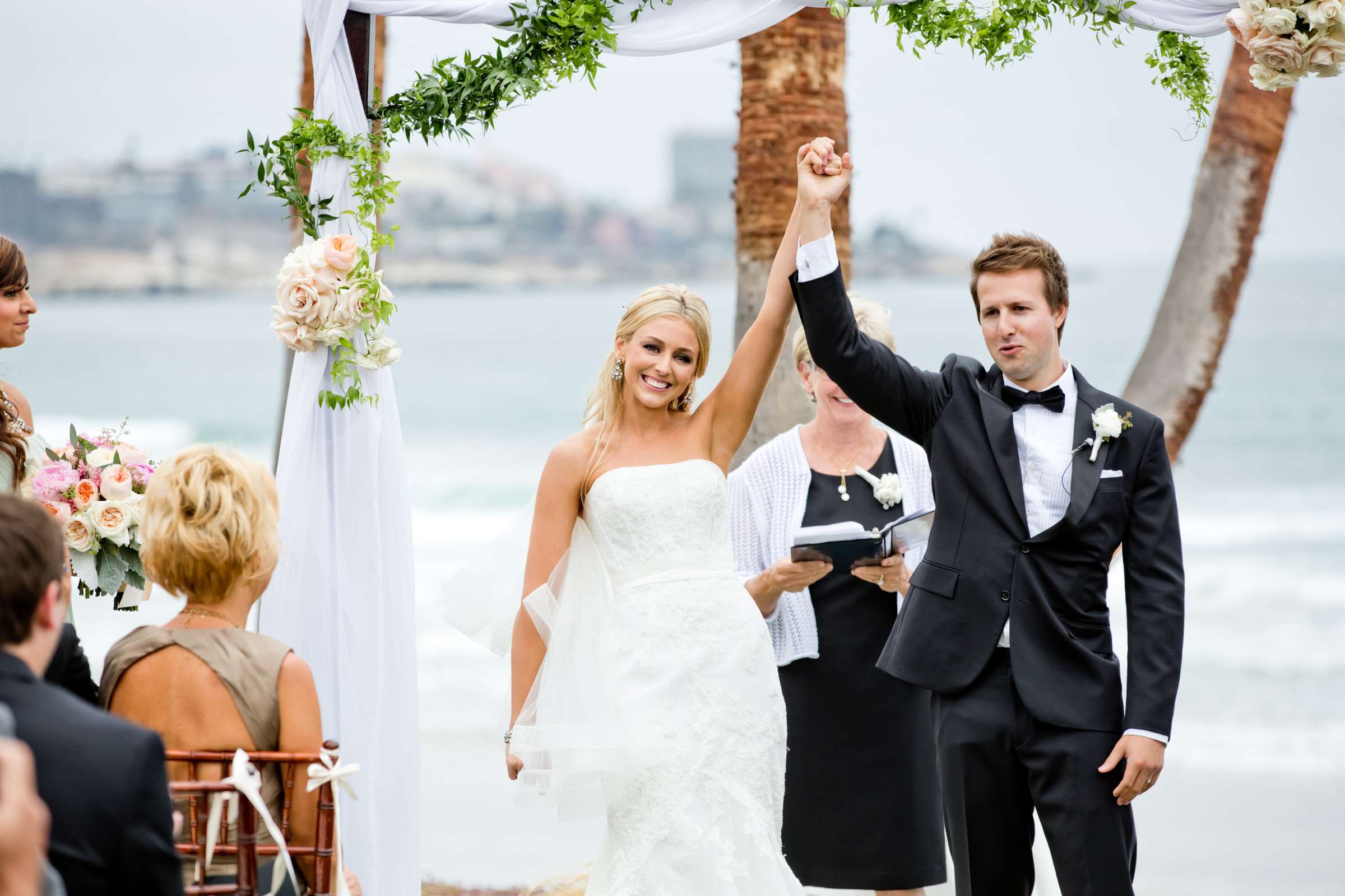 Scripps Seaside Forum Wedding coordinated by First Comes Love Weddings & Events, Julie and David Wedding Photo #368083 by True Photography