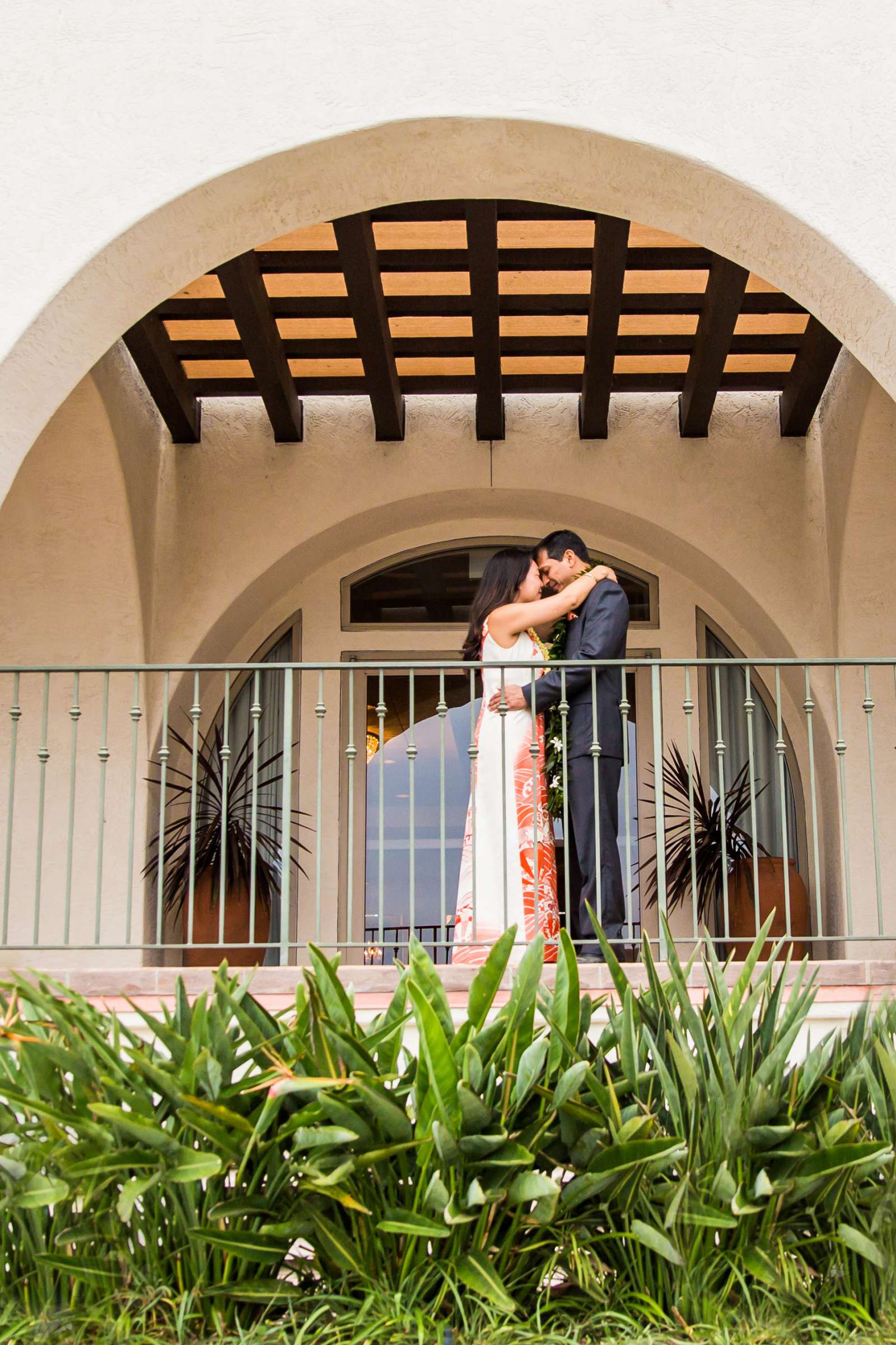 Kona Kai Resort Wedding, Mychale and Dipak Wedding Photo #4 by True Photography