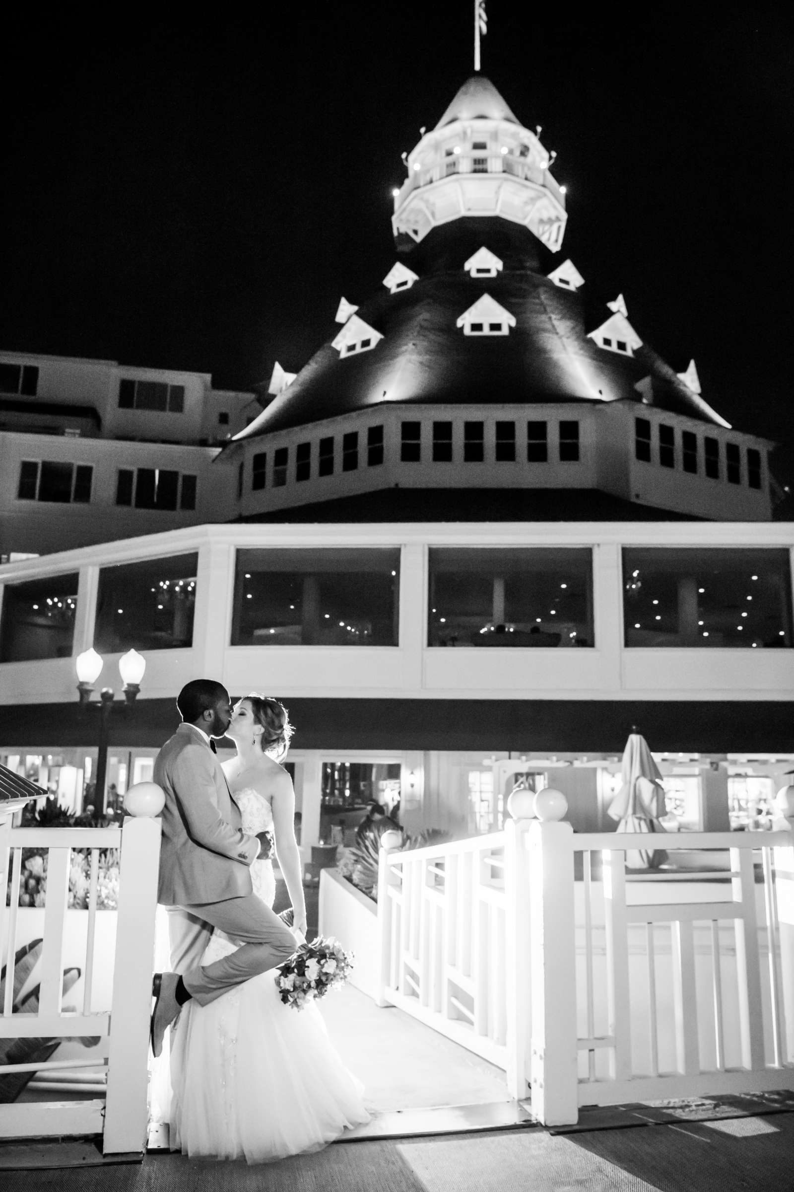 Hotel Del Coronado Wedding coordinated by Creative Affairs Inc, Hannah and Colby Wedding Photo #378548 by True Photography