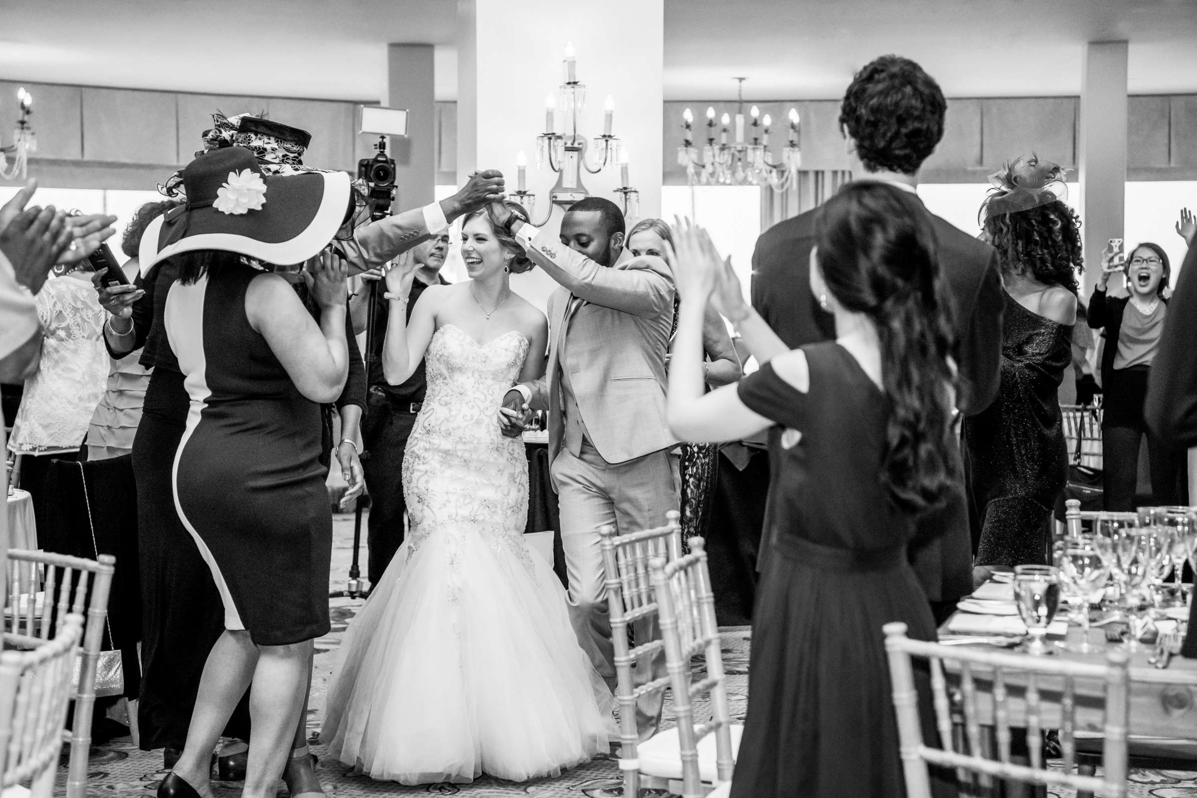 Hotel Del Coronado Wedding coordinated by Creative Affairs Inc, Hannah and Colby Wedding Photo #378618 by True Photography