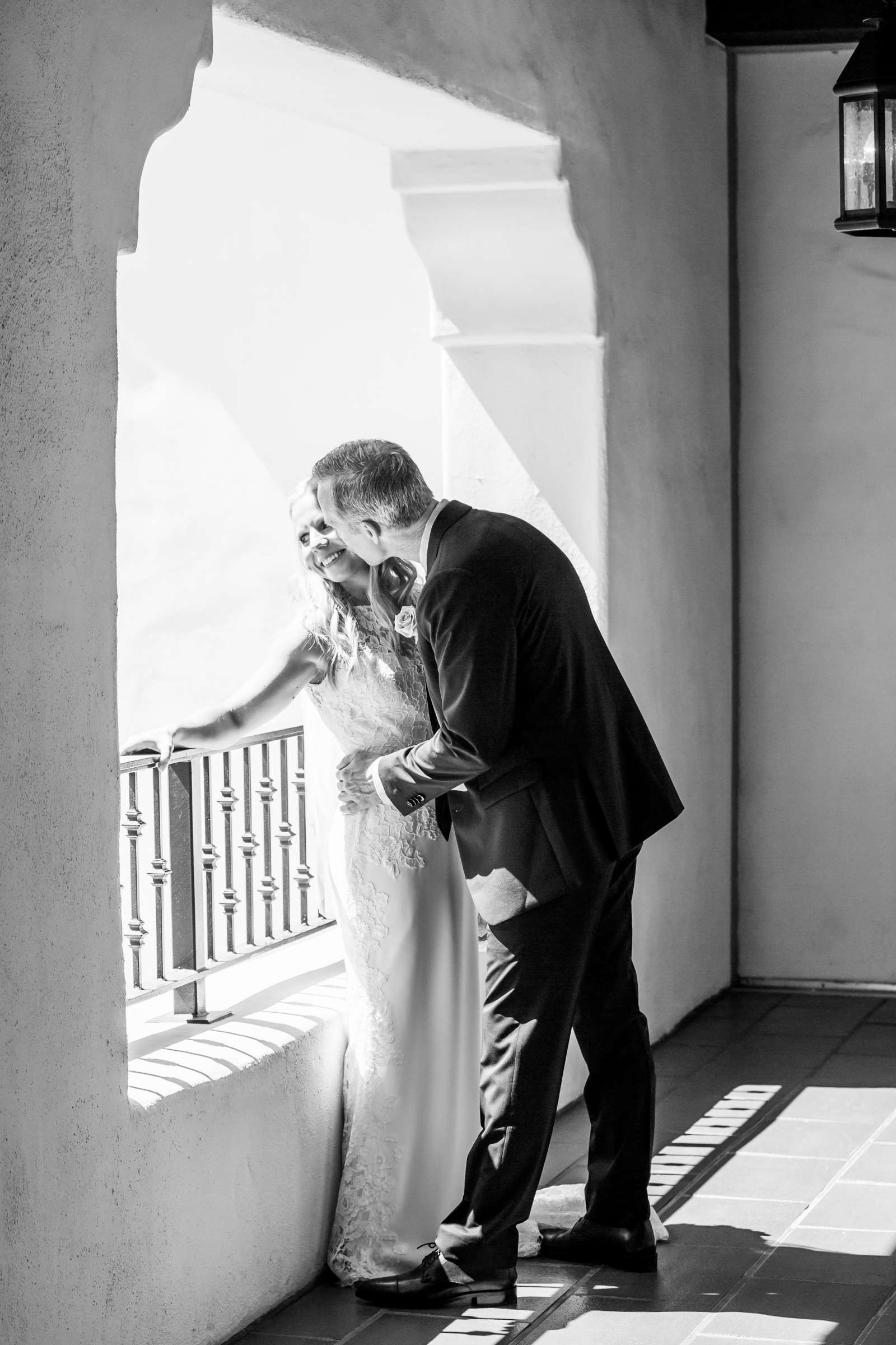 Scripps Seaside Forum Wedding coordinated by First Comes Love Weddings & Events, Christina and Sean Wedding Photo #387744 by True Photography