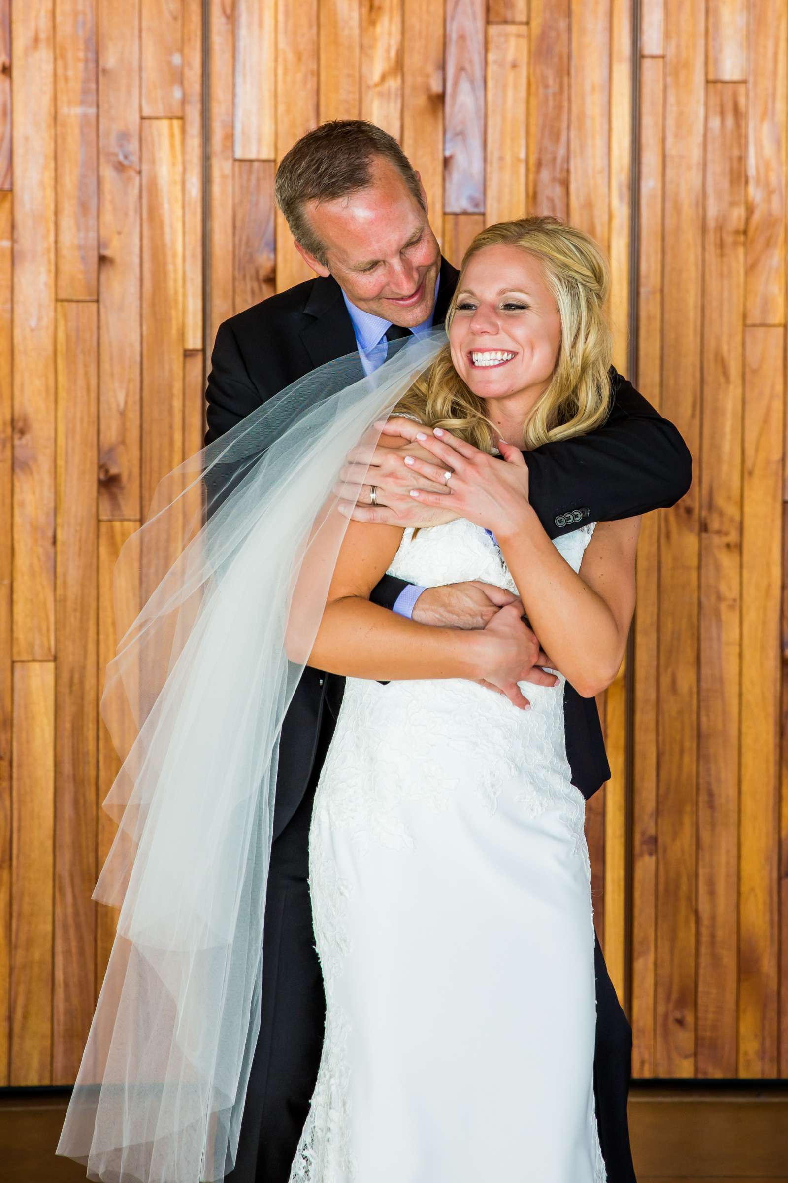 Scripps Seaside Forum Wedding coordinated by First Comes Love Weddings & Events, Christina and Sean Wedding Photo #387756 by True Photography