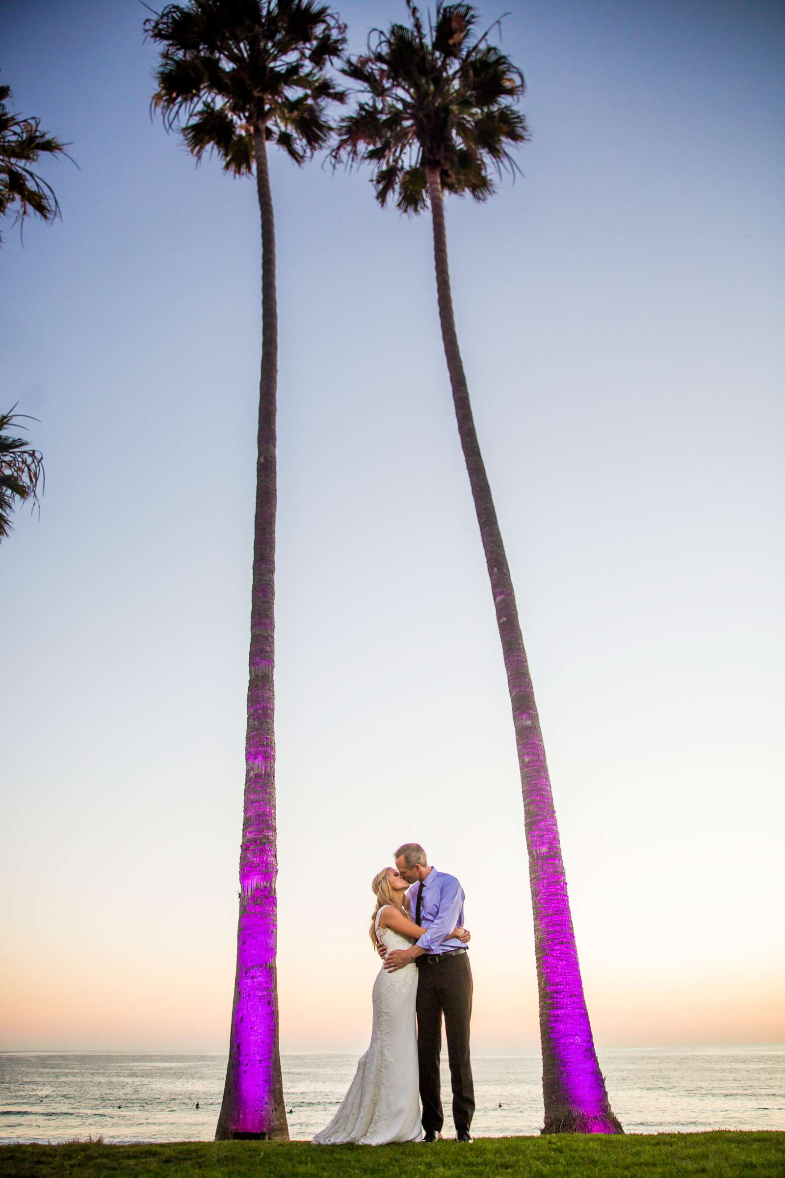 Scripps Seaside Forum Wedding coordinated by First Comes Love Weddings & Events, Christina and Sean Wedding Photo #387827 by True Photography