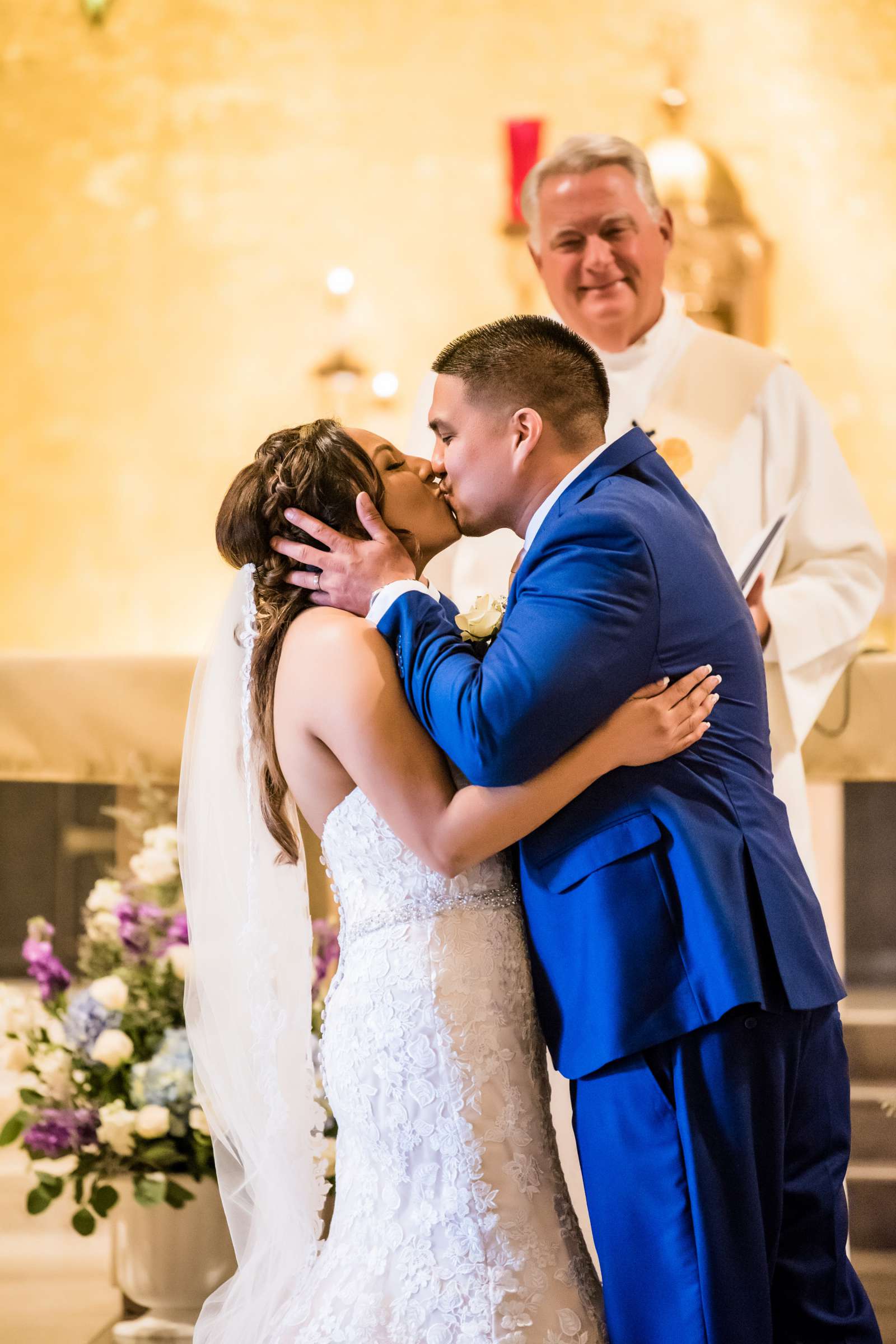 San Diego Mission Bay Resort Wedding, Annie and Edward Wedding Photo #63 by True Photography