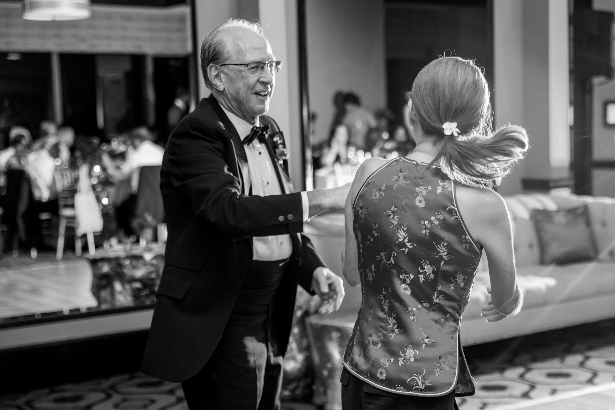 The University Club Atop Symphony Towers Wedding coordinated by Aquilone Events, Amy and Brett Wedding Photo #414140 by True Photography