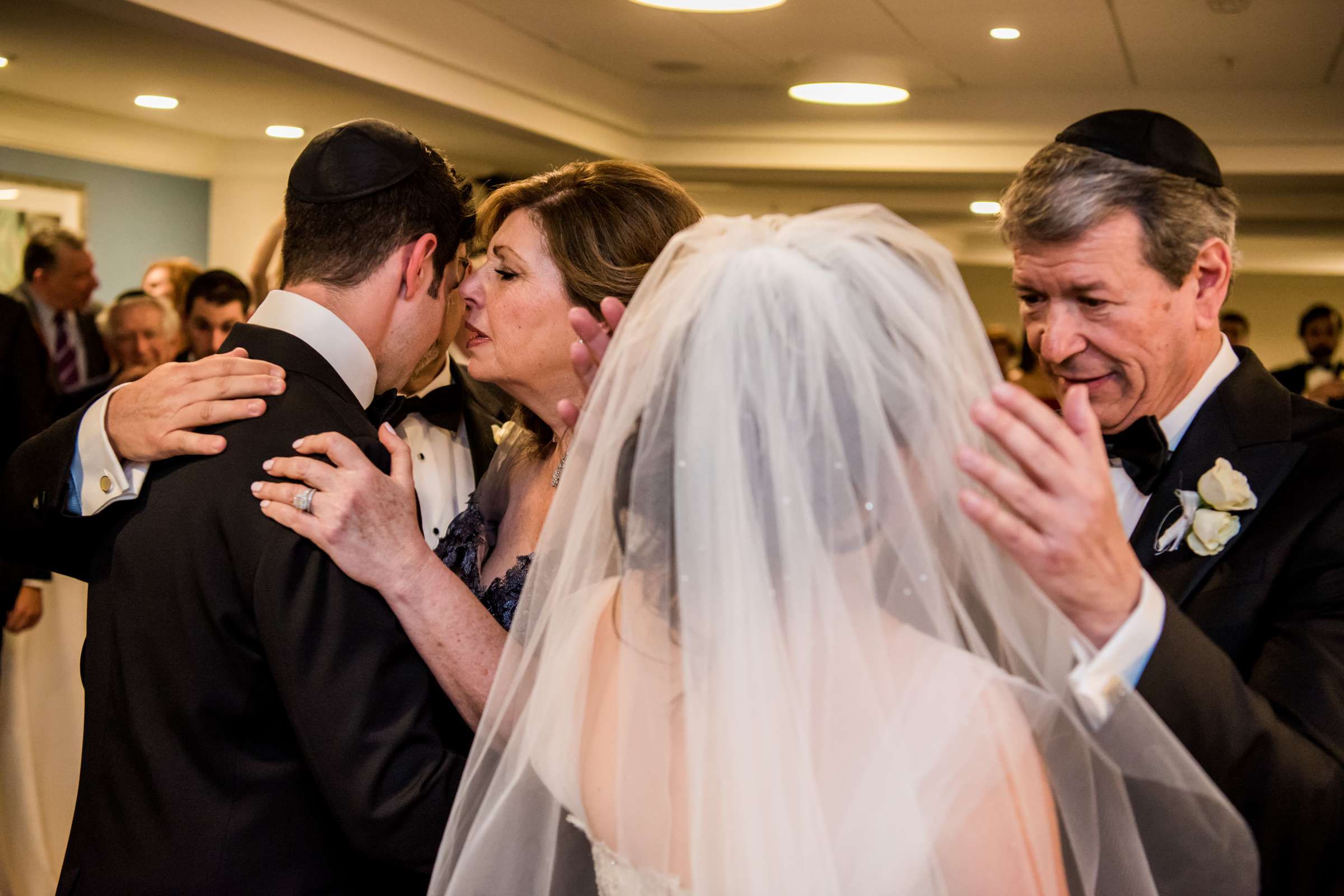 Manchester Grand Hyatt San Diego Wedding coordinated by First Comes Love Weddings & Events, Nikki and Danny Wedding Photo #442745 by True Photography