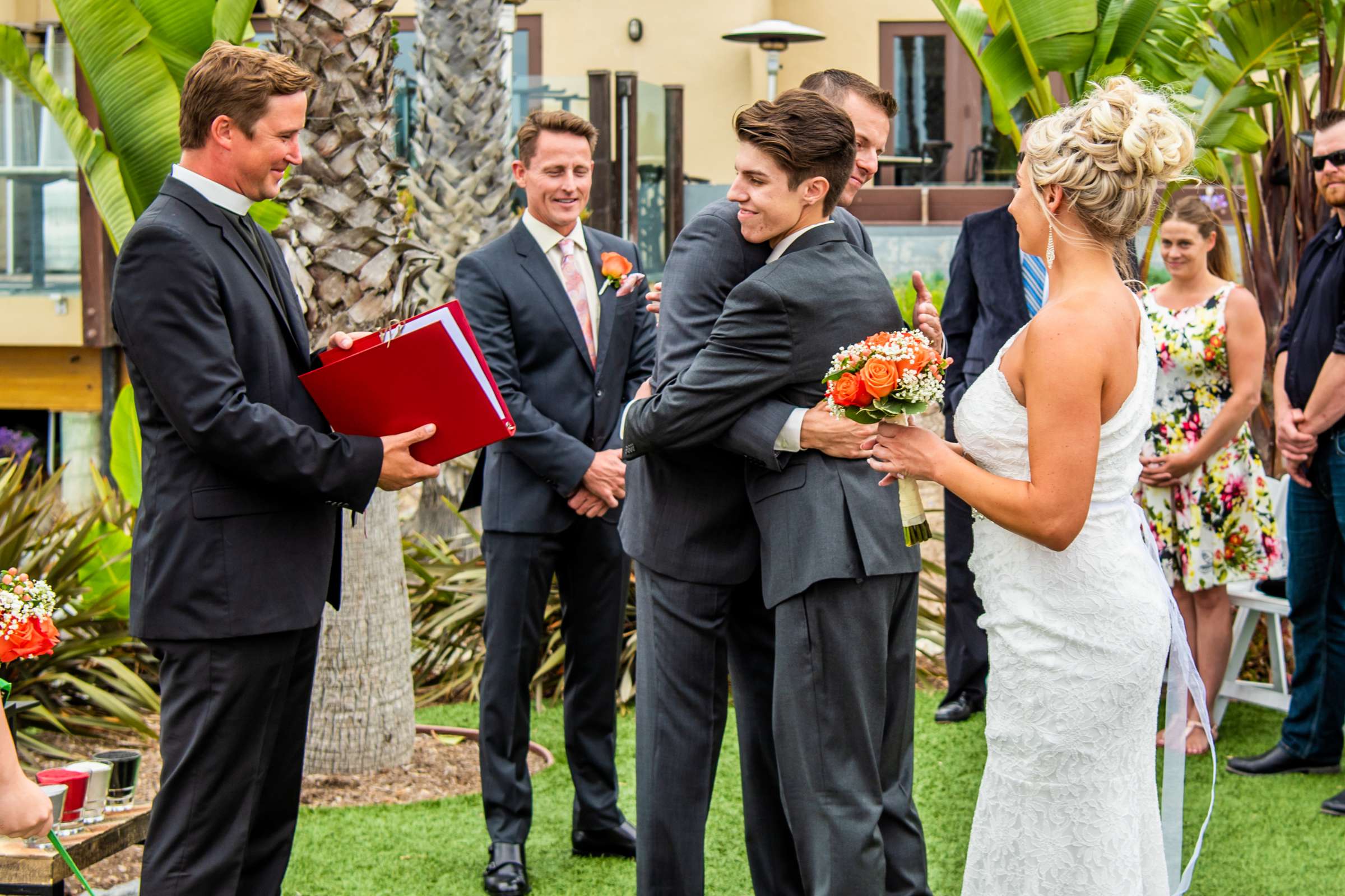 Paradise Point Wedding coordinated by Adele Meehan, Leslie and Alex Wedding Photo #473090 by True Photography