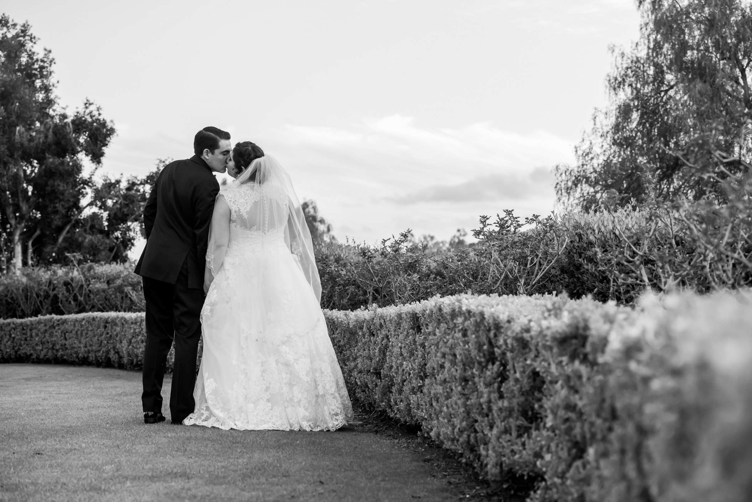 Twin Oaks Golf Course Wedding, Lauren and John Wedding Photo #7 by True Photography