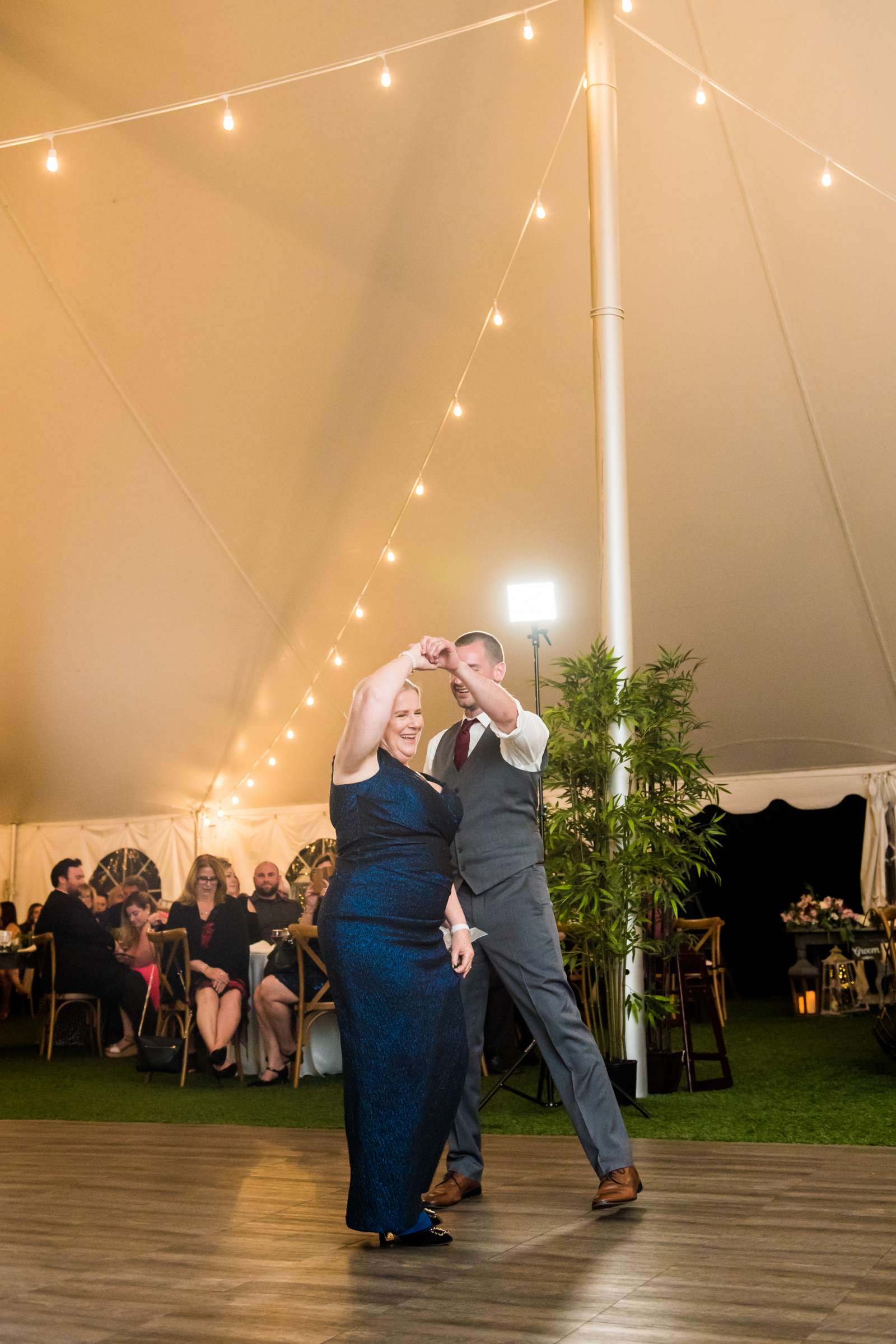 Ethereal Gardens Wedding, Lyndsey and Matthew Wedding Photo #148 by True Photography