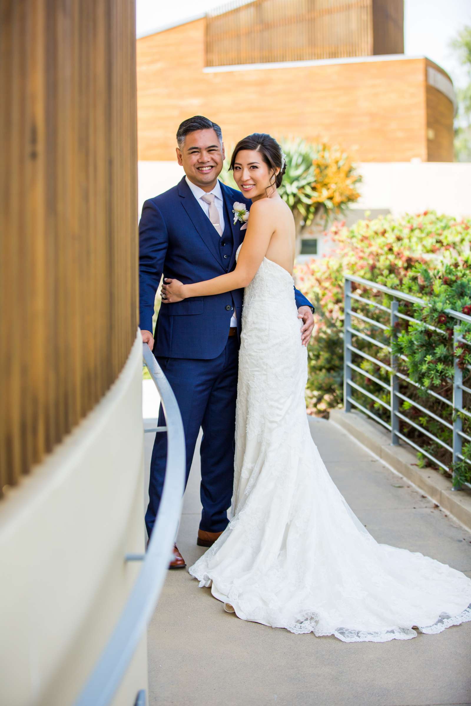 Scripps Seaside Forum Wedding, Tina and Patrick Wedding Photo #14 by True Photography