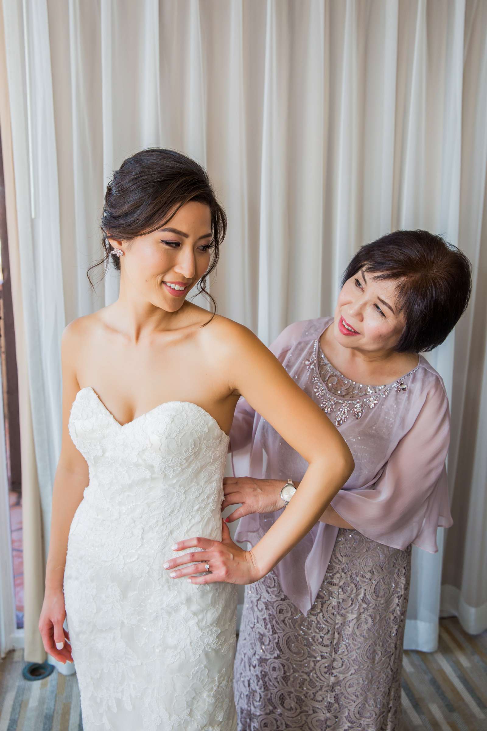 Scripps Seaside Forum Wedding, Tina and Patrick Wedding Photo #43 by True Photography