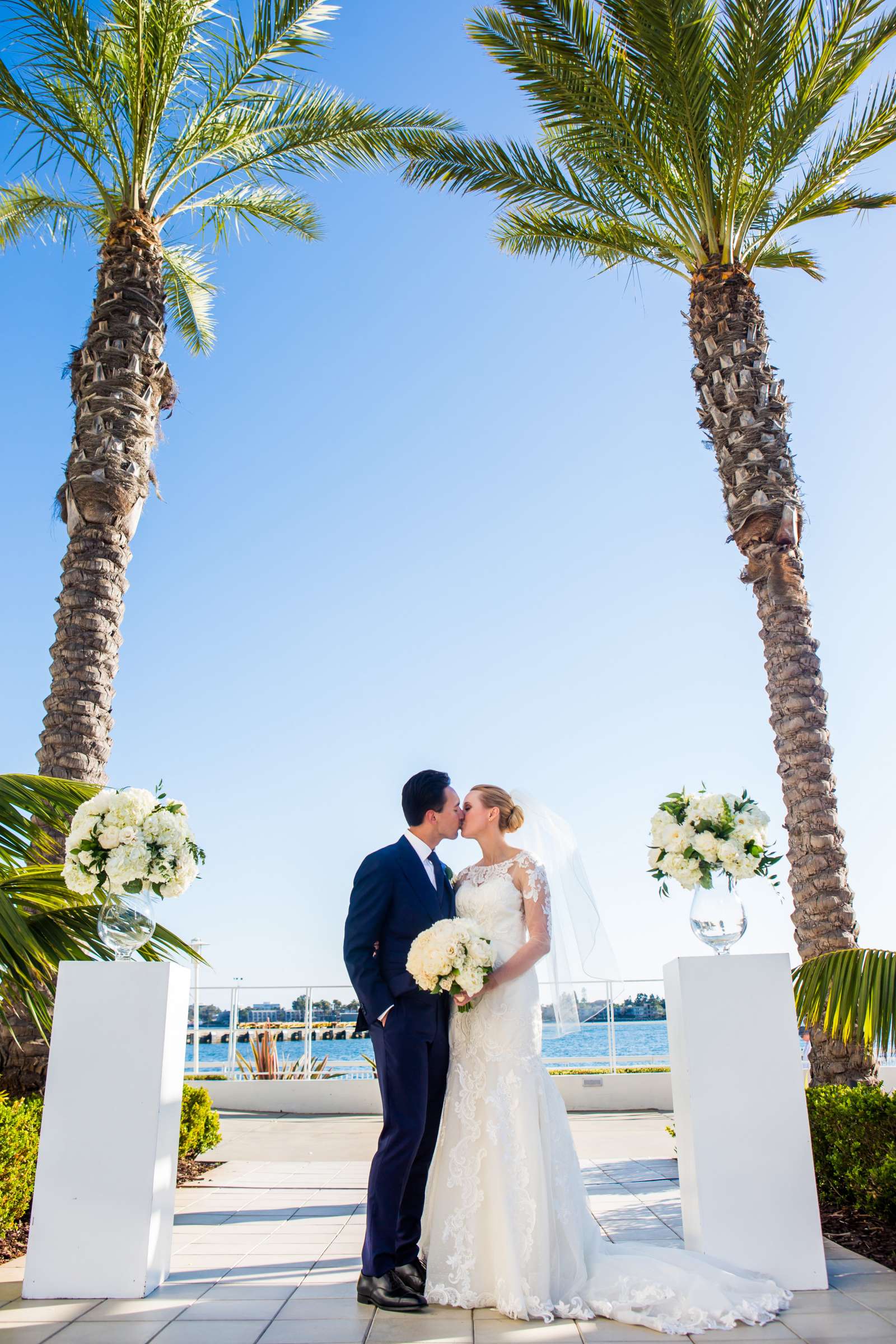 Wedding coordinated by Holly Kalkin Weddings, Kelly and John Wedding Photo #15 by True Photography