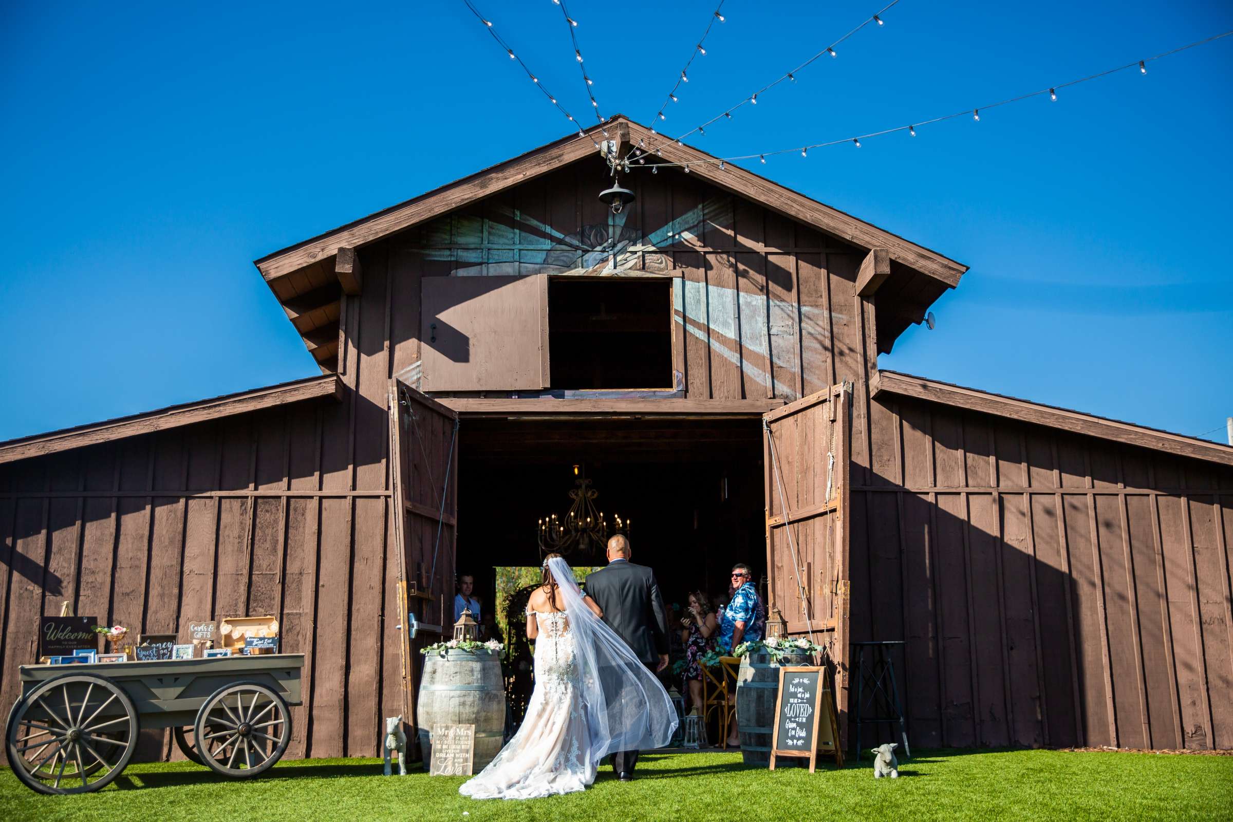 Ethereal Gardens Wedding, Amanda and Jarett Wedding Photo #67 by True Photography