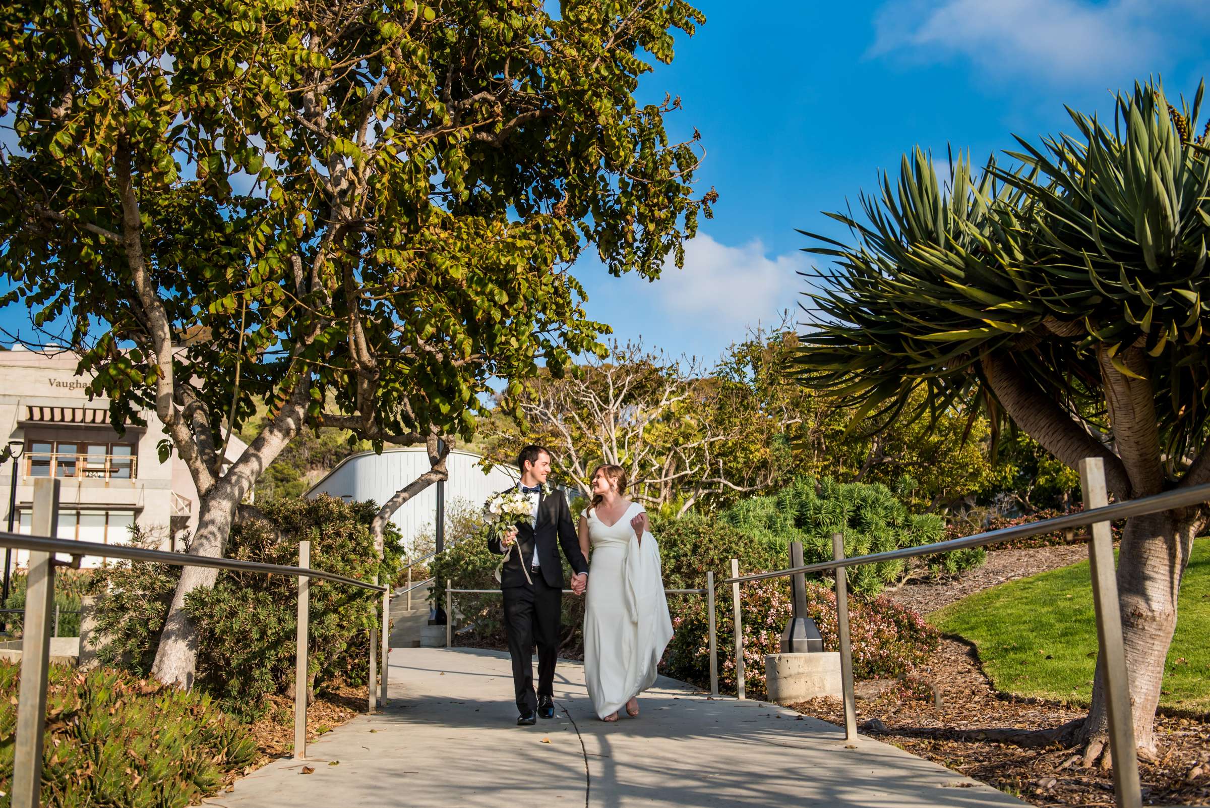 Scripps Seaside Forum Wedding, Suzanne and Briley Wedding Photo #18 by True Photography