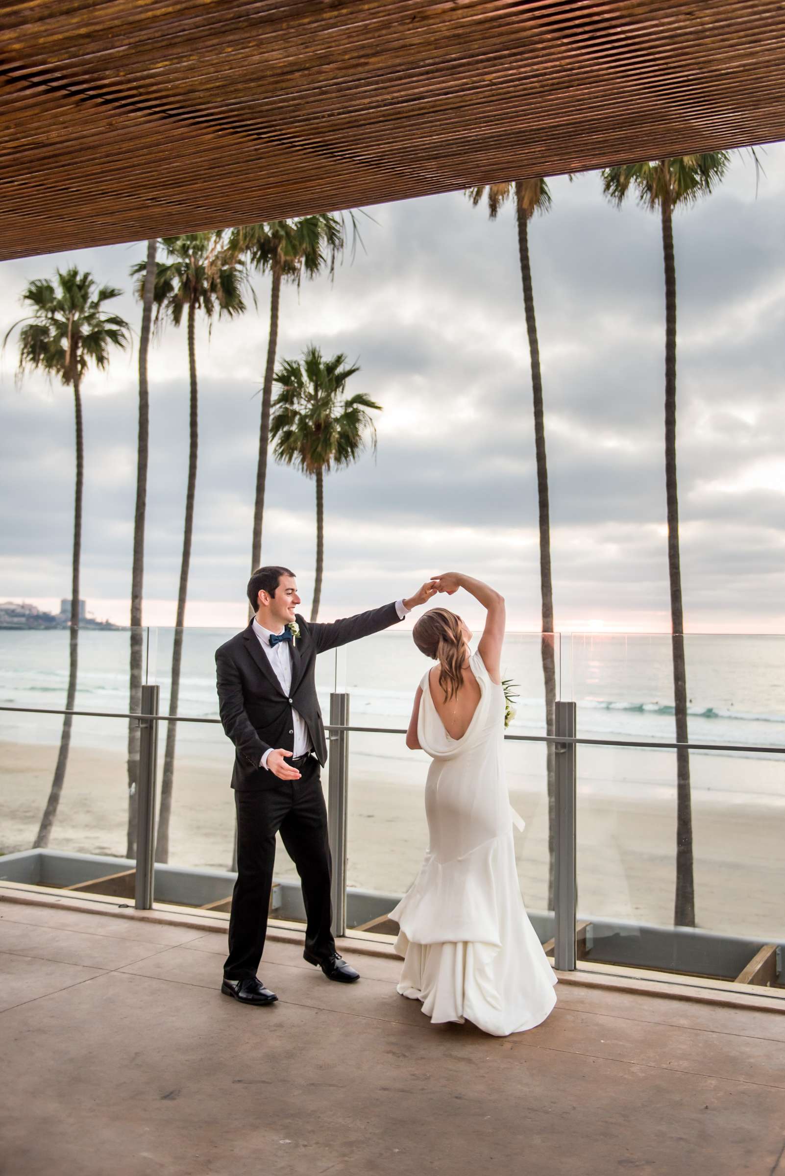 Scripps Seaside Forum Wedding, Suzanne and Briley Wedding Photo #32 by True Photography