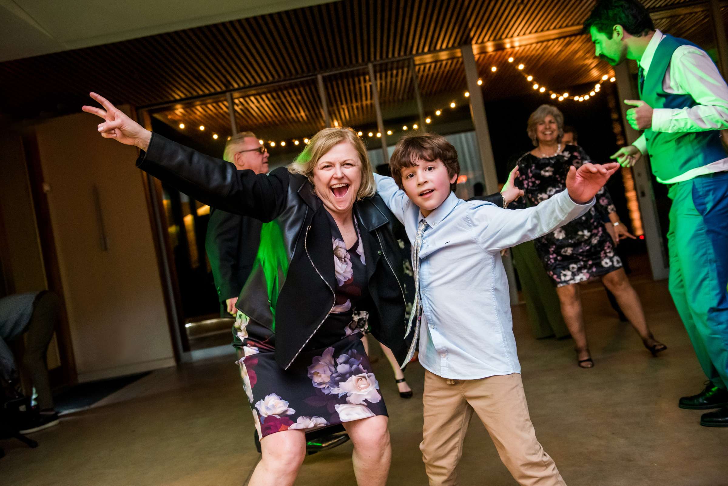 Scripps Seaside Forum Wedding, Suzanne and Briley Wedding Photo #117 by True Photography