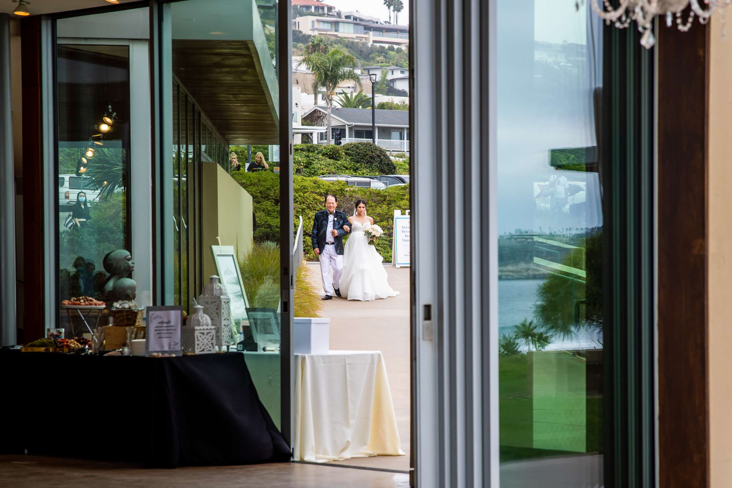 Scripps Seaside Forum Wedding coordinated by Willmus Weddings, Quynh and Tyler Wedding Photo #84 by True Photography