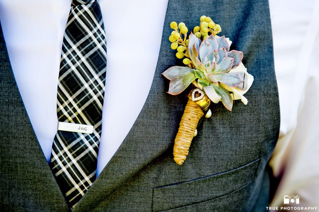 Groom style detail photo