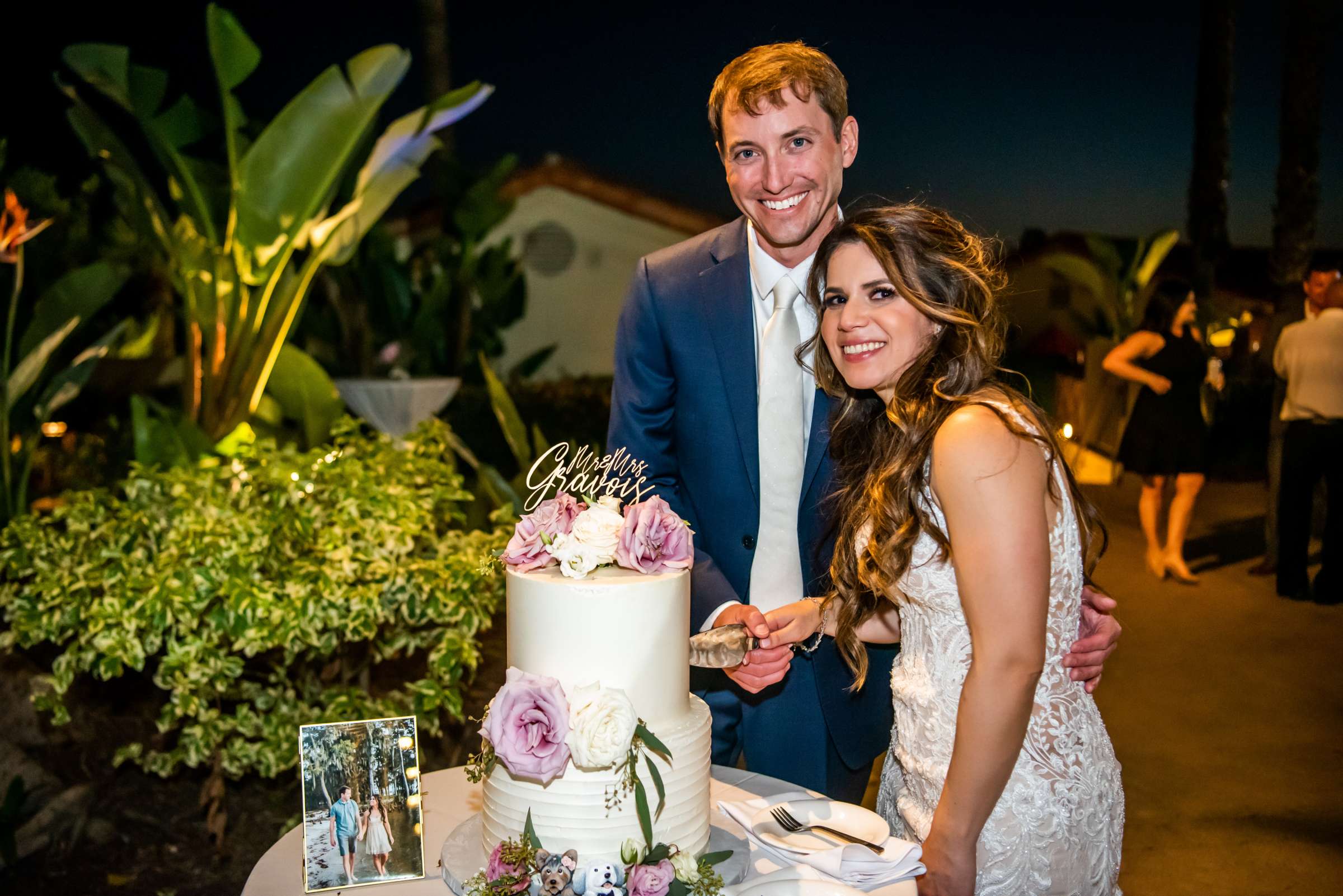 San Diego Mission Bay Resort Wedding coordinated by Elements of Style, Maggie and Eric Wedding Photo #215 by True Photography