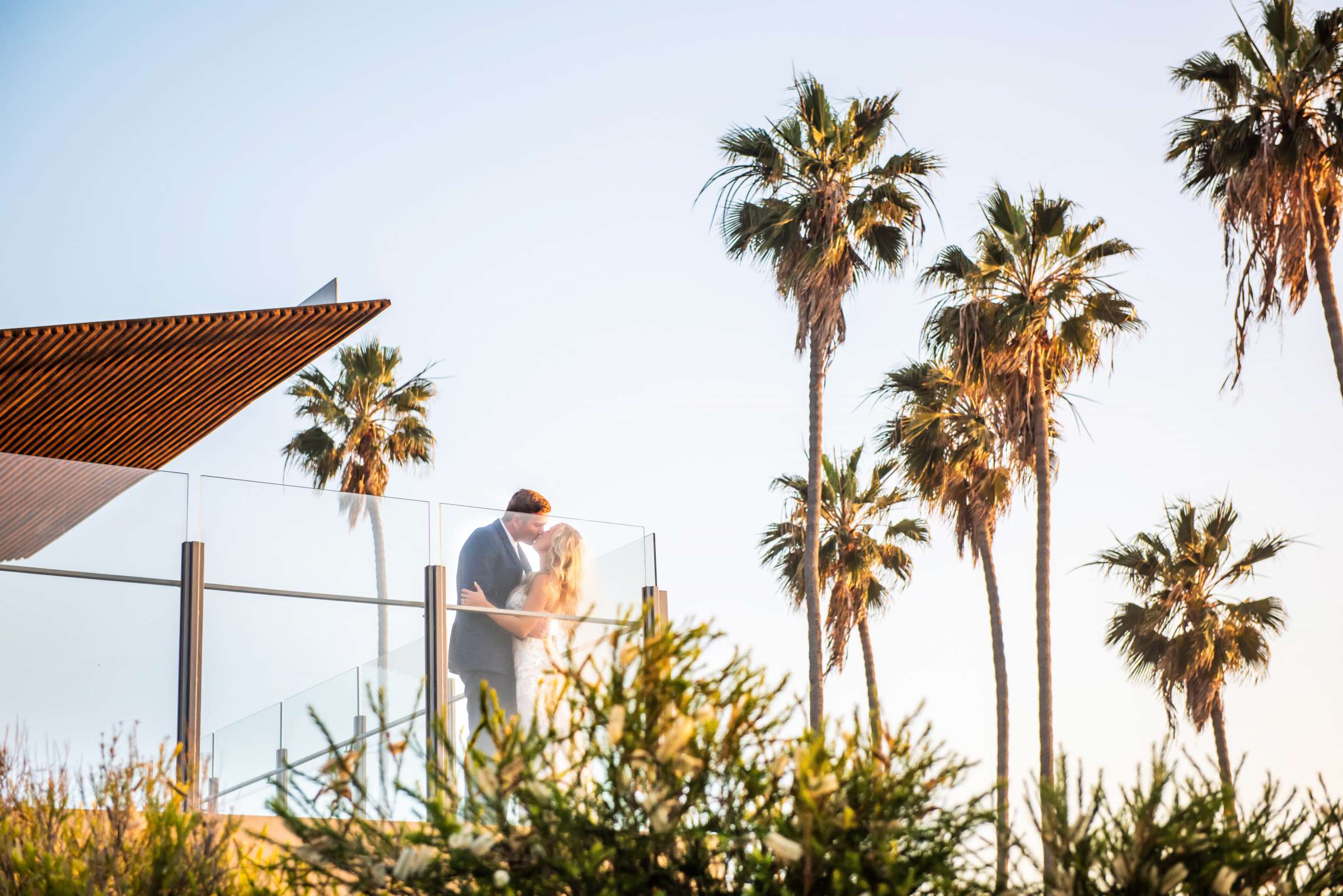 Scripps Seaside Forum Wedding, Emma and Paul Wedding Photo #7 by True Photography