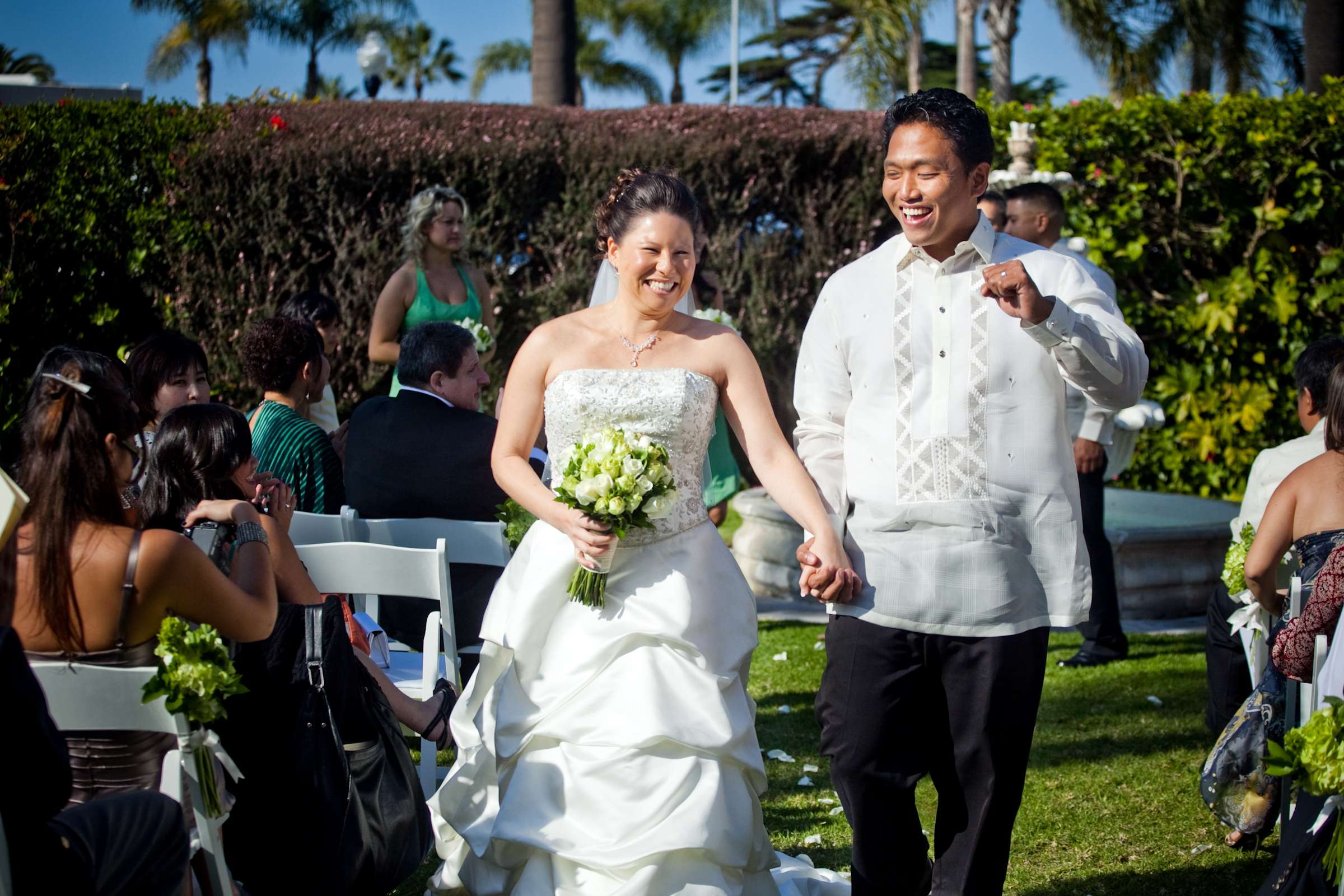 La Jolla Woman's Club Wedding, Desiree and Alonto Wedding Photo #17 by True Photography